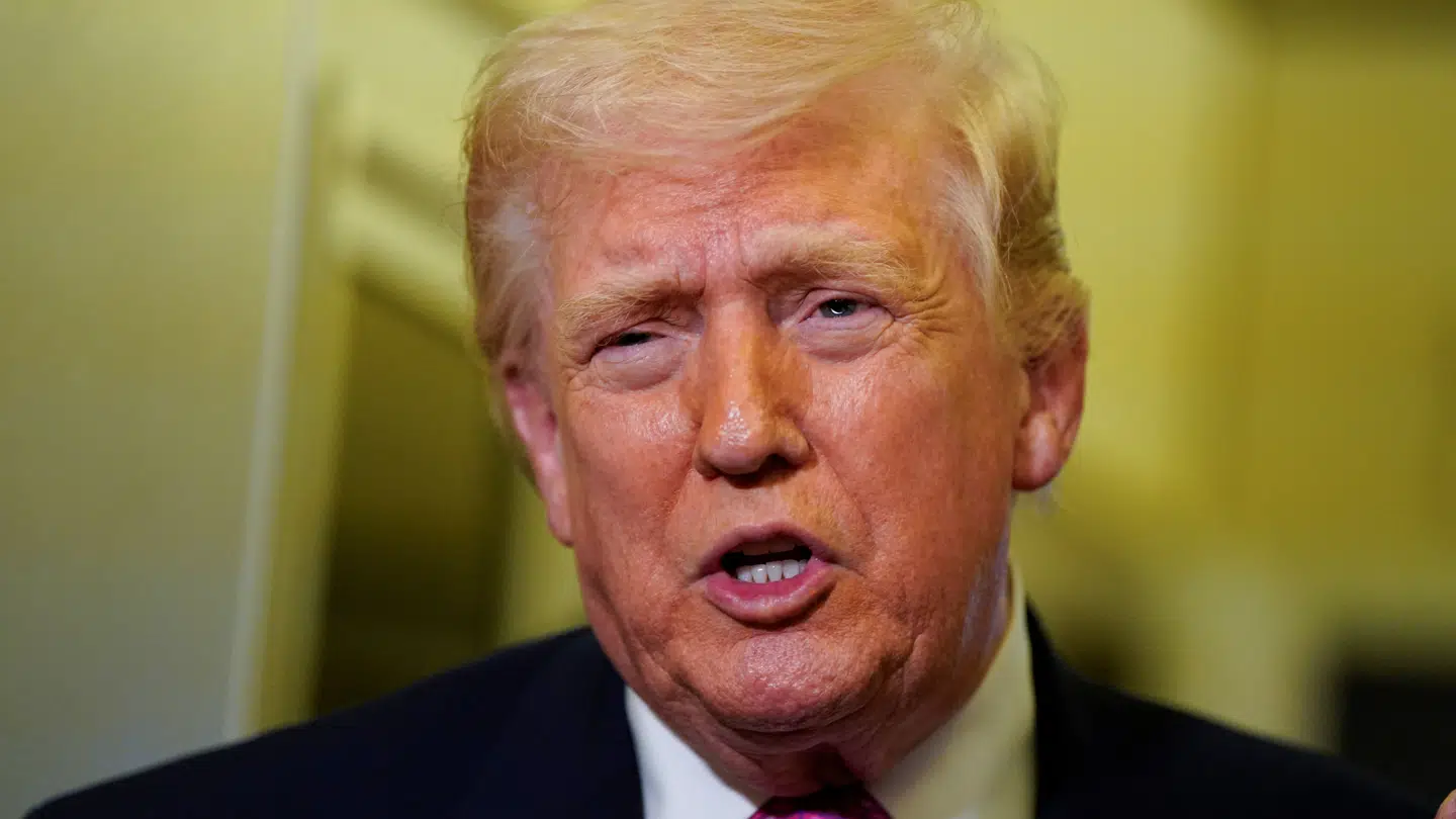 En ny app skal give hurtige nyheder fra Det Hvide Hus og USAs præsident, Donald Trump, men det lyder, at den overvåger brugerens lokation.