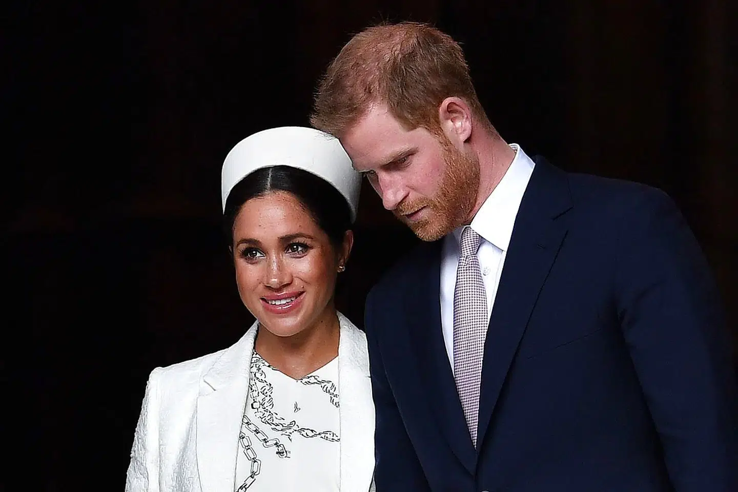 (ARKIV) (FILES) In this file photo taken on March 11, 2019 Britain's Prince Harry, Duke of Sussex (R) and Meghan, Duchess of Sussex leave after attending a Commonwealth Day Service at Westminster Abbey in central London, on March 11, 2019. Den canadiske halvø Saanich har hidtil været fredeligt hjemsted for pensionister og fiskerestauranter. Nu får halvøens beboere efter sigende kongelige naboer. Det skriver Ritzau, tirsdag den 14. januar 2020.. (Foto: BEN STANSALL/Ritzau Scanpix)