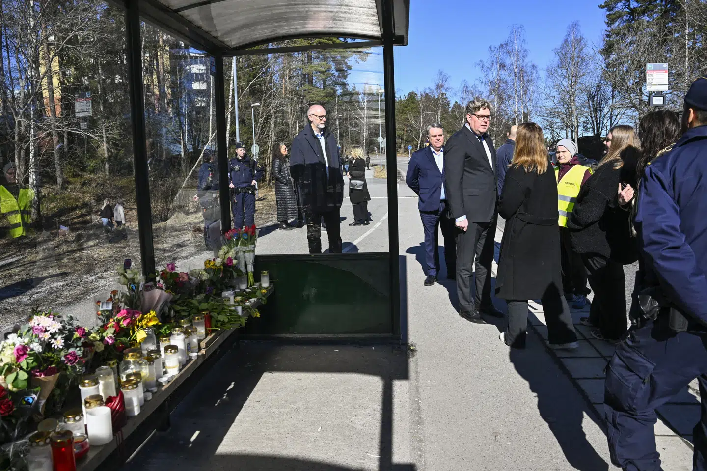 Busstoppestedet som en bus holdt ved onsdag, da en person i bussen blev skudt og dræbt.