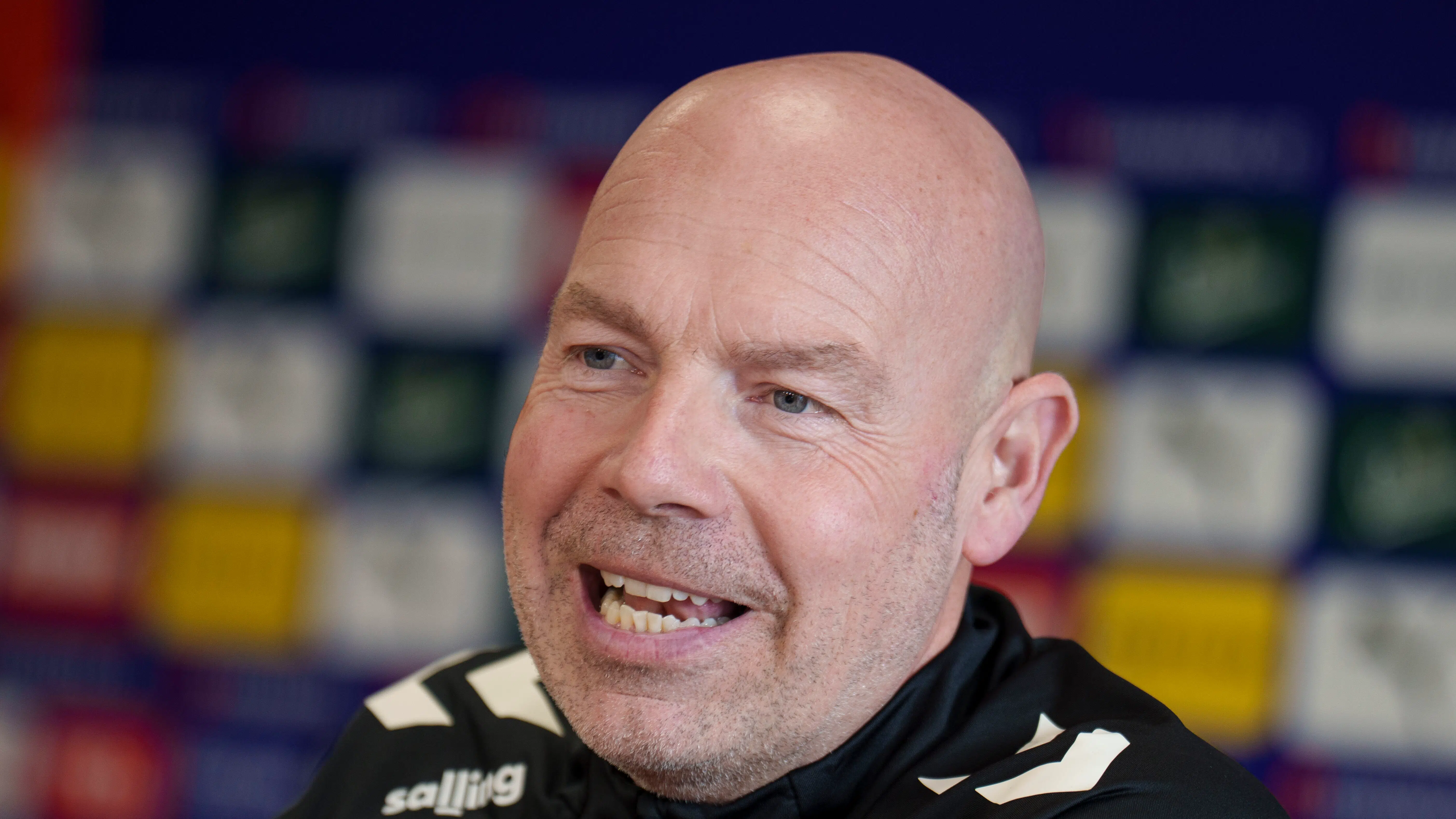 Reagerer på ny tendens: 'Godt, Gud er med os'