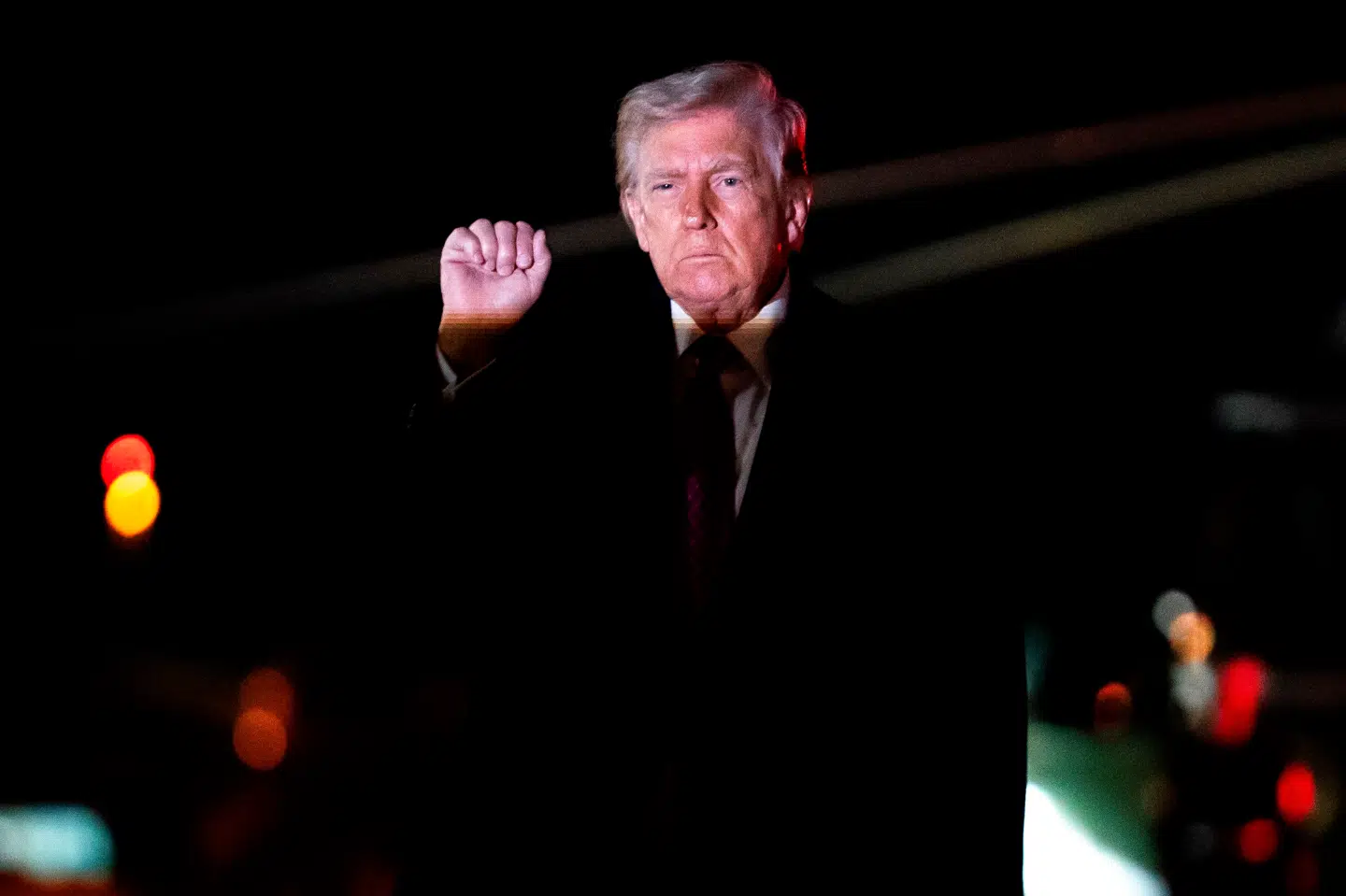 Ifølge The Wall Street Journal overvejer Donald Trump at være villig til at afslutte krigen mod Iran uden en løsning på det lukkede Hormuzstrædet.