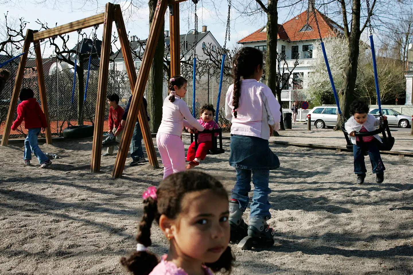 »Voksne bør holde op med at forklare børn, hvordan de bør lege,« siger forfatterne i en pressemeddelelse. Arkivfoto: Claus Bech Andersen, Scanpix