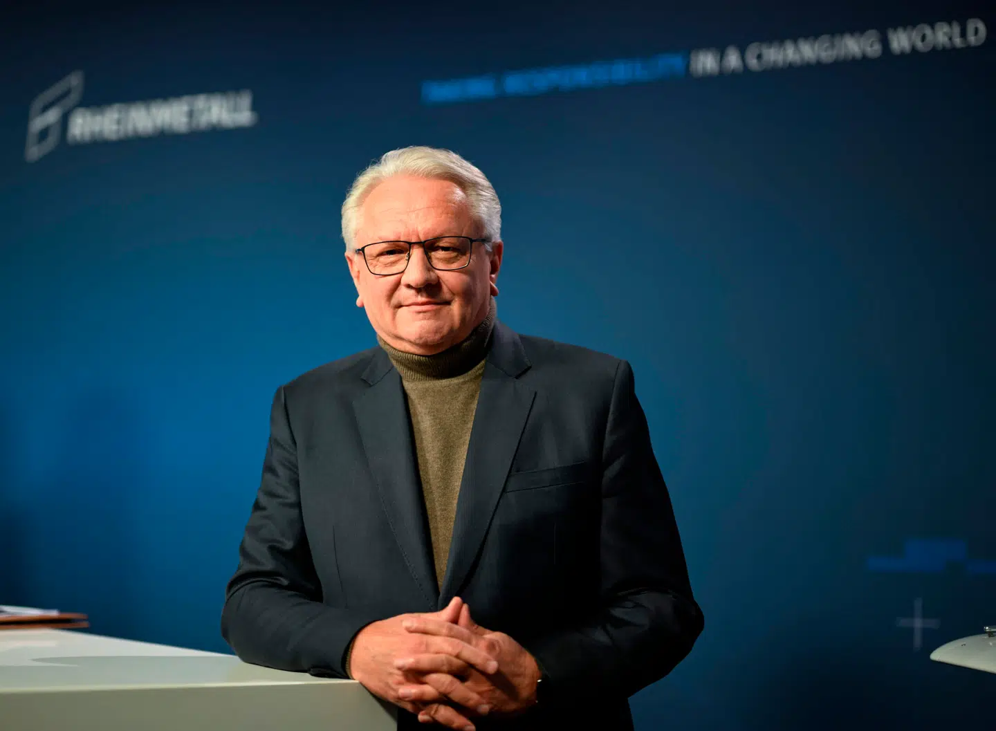 I weekenden udtalte chefen for den største tyske våbenproducent, Rheinmetalls Armin Papperger, sig nedladende om ukrainernes tekniske kunnen, hvilket nu møder hård kritik fra den ukrainske præsident Zelenskyj. Foto: Ina Fassbender, AFP, Scanpix.