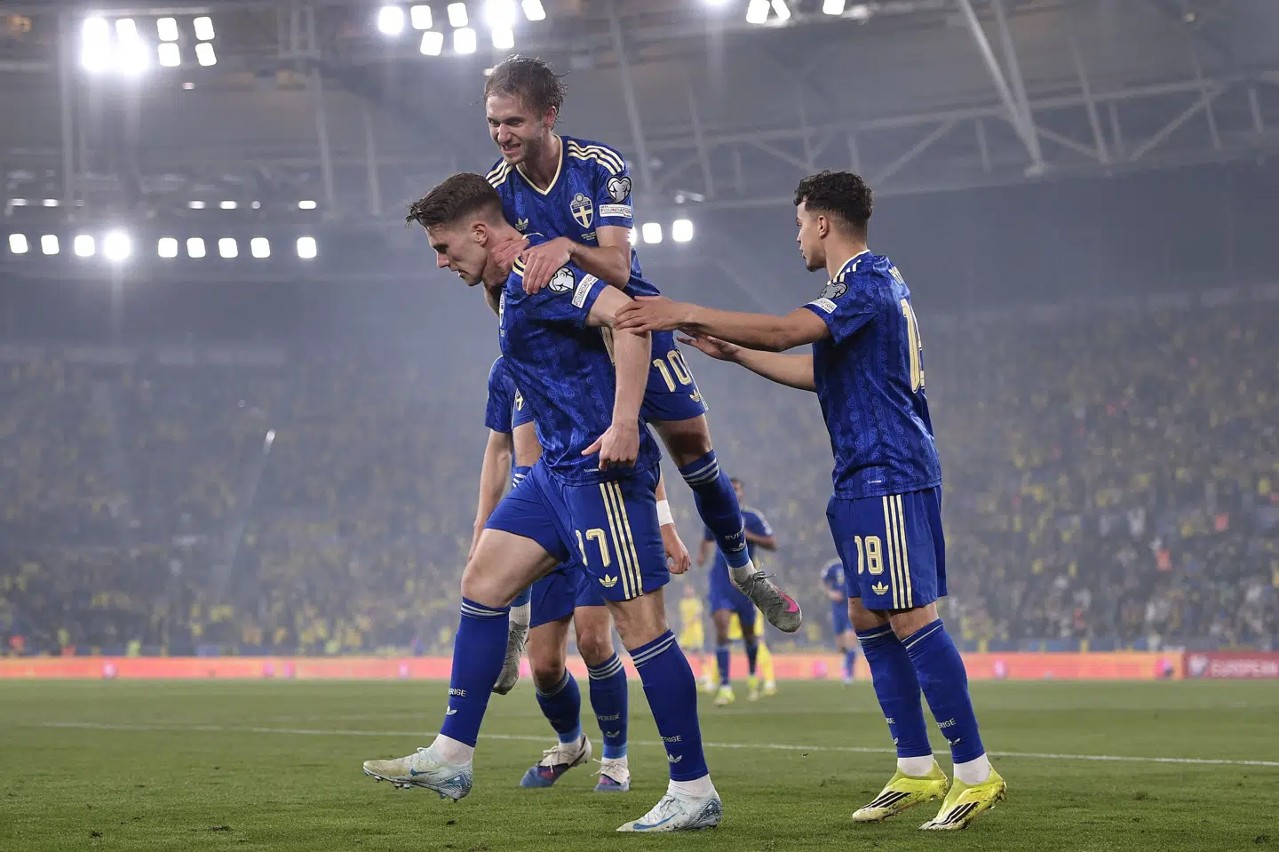 Viktor Gyökeres var den helt store stjerne, da Sverige slog Ukraine og tog et stort skridt mod kvalifikation til VM. Hundredtusinder af svenskere kunne dog ikke se kampen i fjernsynet på grund af en tv-konflikt.(Arkivfoto).