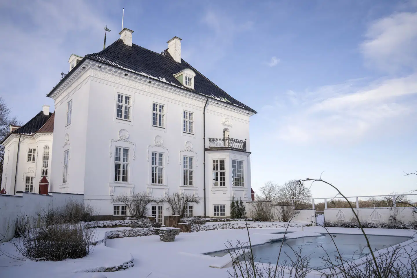 Marselisborg Slot i Aarhus gennemgik en renovation for fire år siden. Nu har kong Frederik råderet over kongeslottet. (Arkivfoto).