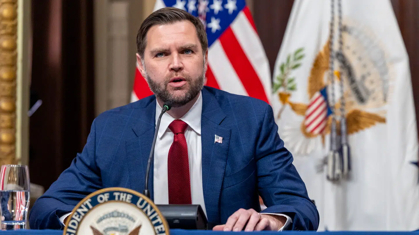 USAs vicepræsident, JD Vance, udkommer til juni med en ny bog. Er den del af en større plan? Det vil folk formentlig spekulere på, skriver AP.