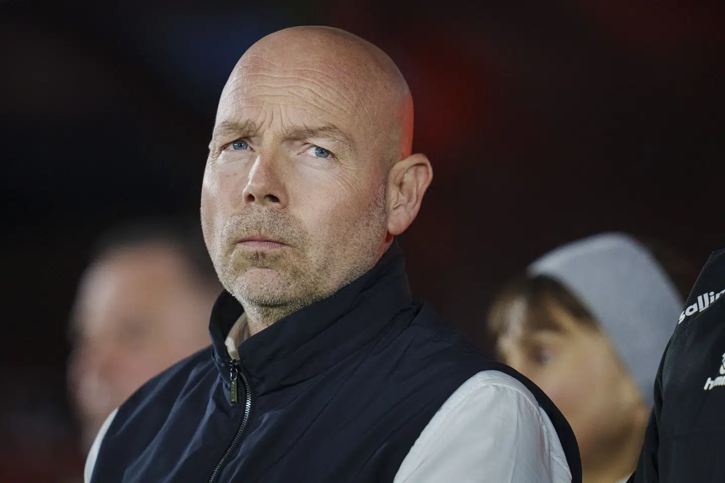 Brian Riemer bliver ikke fyret, forsikrer fodbolddirektør Peter Møller, og han kommer heller ikke selv til at gå.