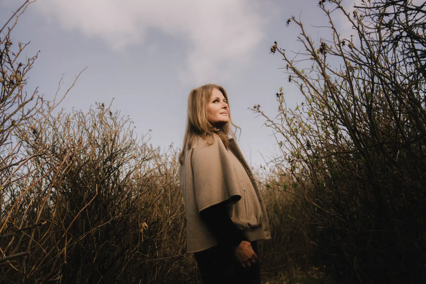 En af de første gange, Sara Blædel fik et bogforskud, gik hun i Birger Christensen og købte en pels for 15.600 kroner. Et andet forskud gik til en havetraktor.