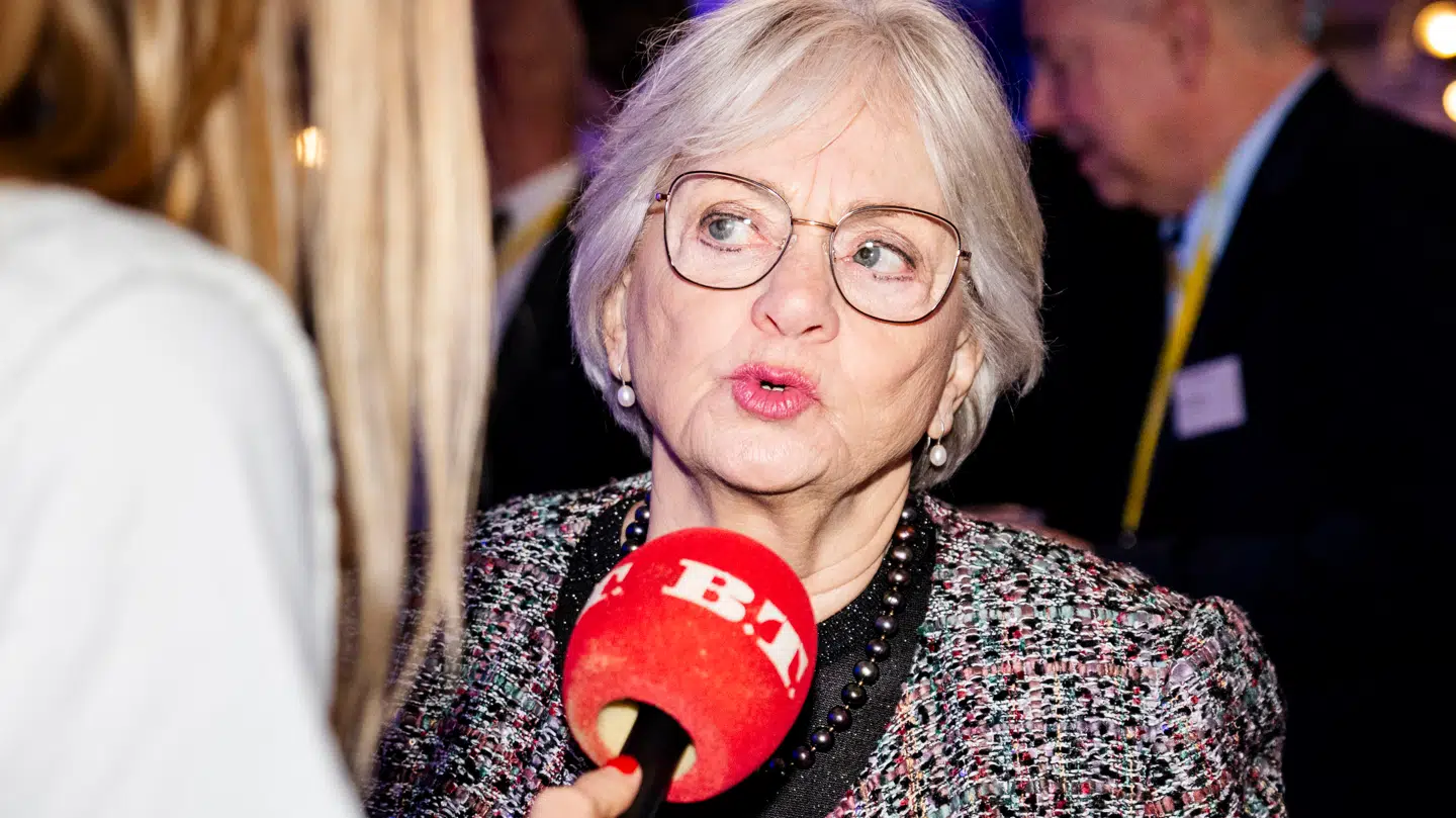 Pia Kjærsgaard (DF) kalder sagen en skandale.