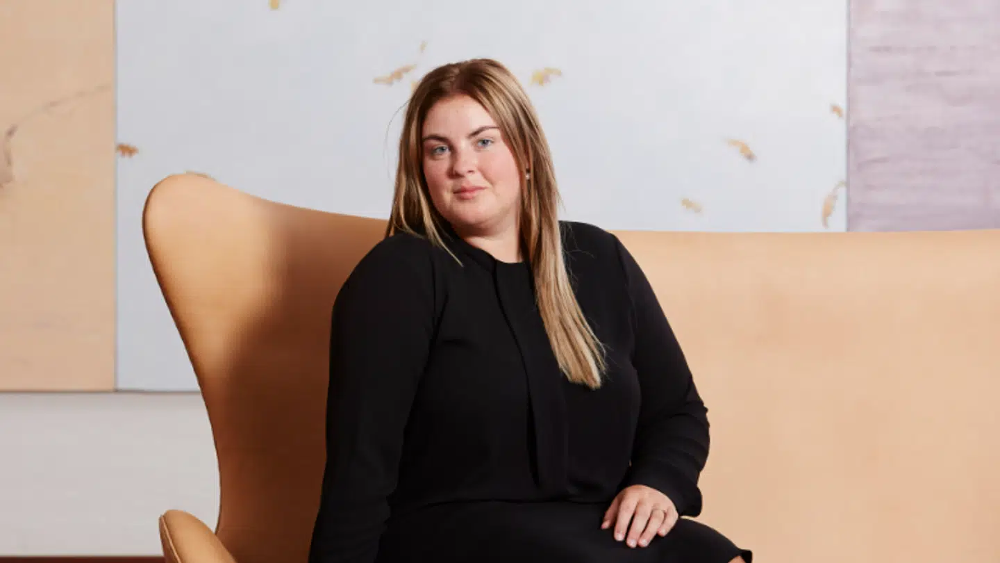 Hendes kunder kan ikke genkende hende efter vægttabet, fortæller hun.