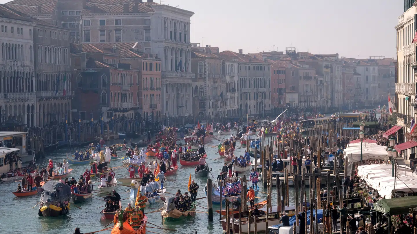 Sidste år satte Venedig turistskatten op fra fem euro til 10.
