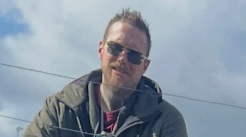 Politiet søger stadig: Opfordrer til gennemsøgning af egen grund