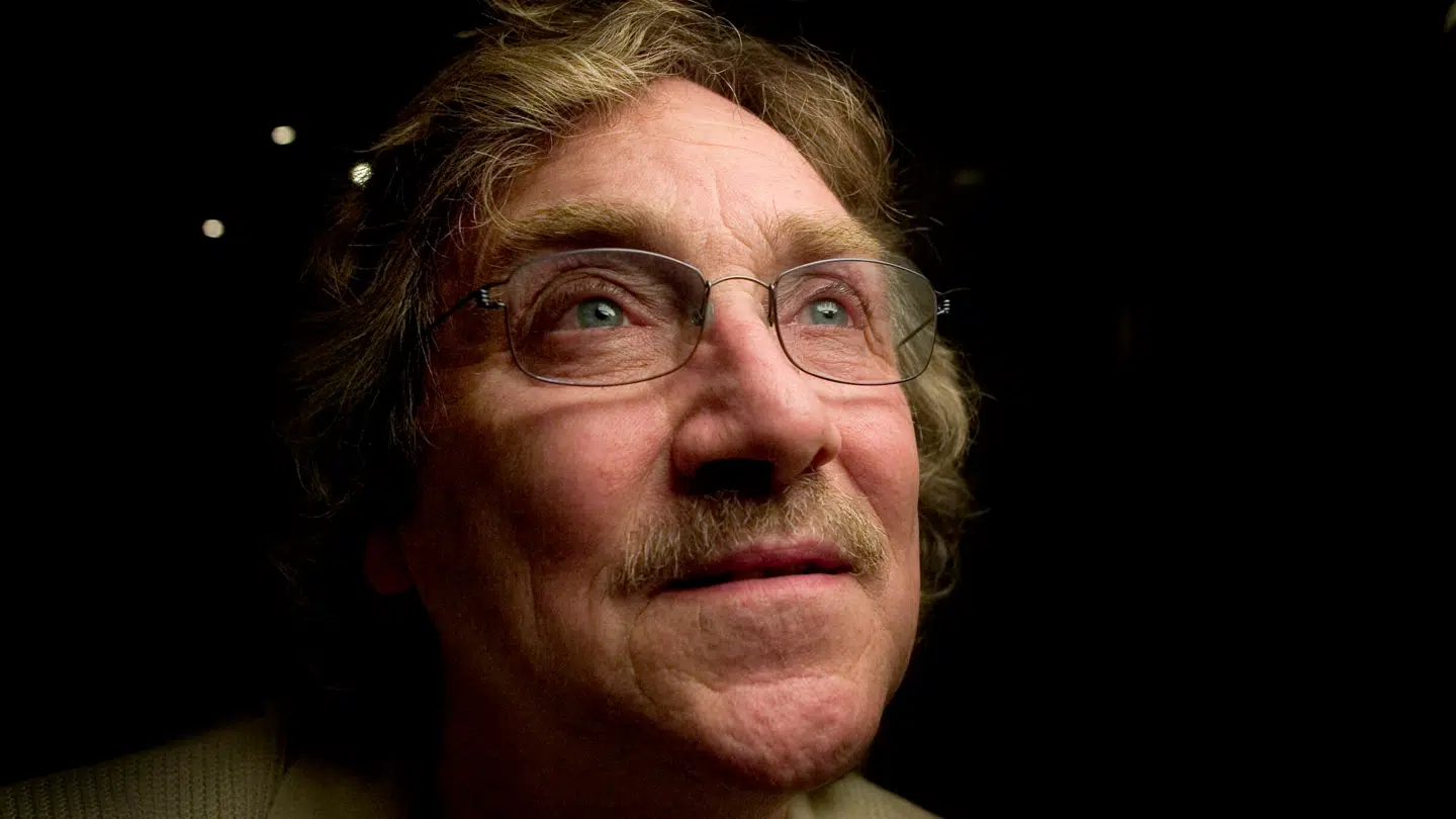 Sangeren Richard Ragnvald begræder tabet af »den allerstørste« i dansktop-familien, som han nu mærker »ebber ud«.