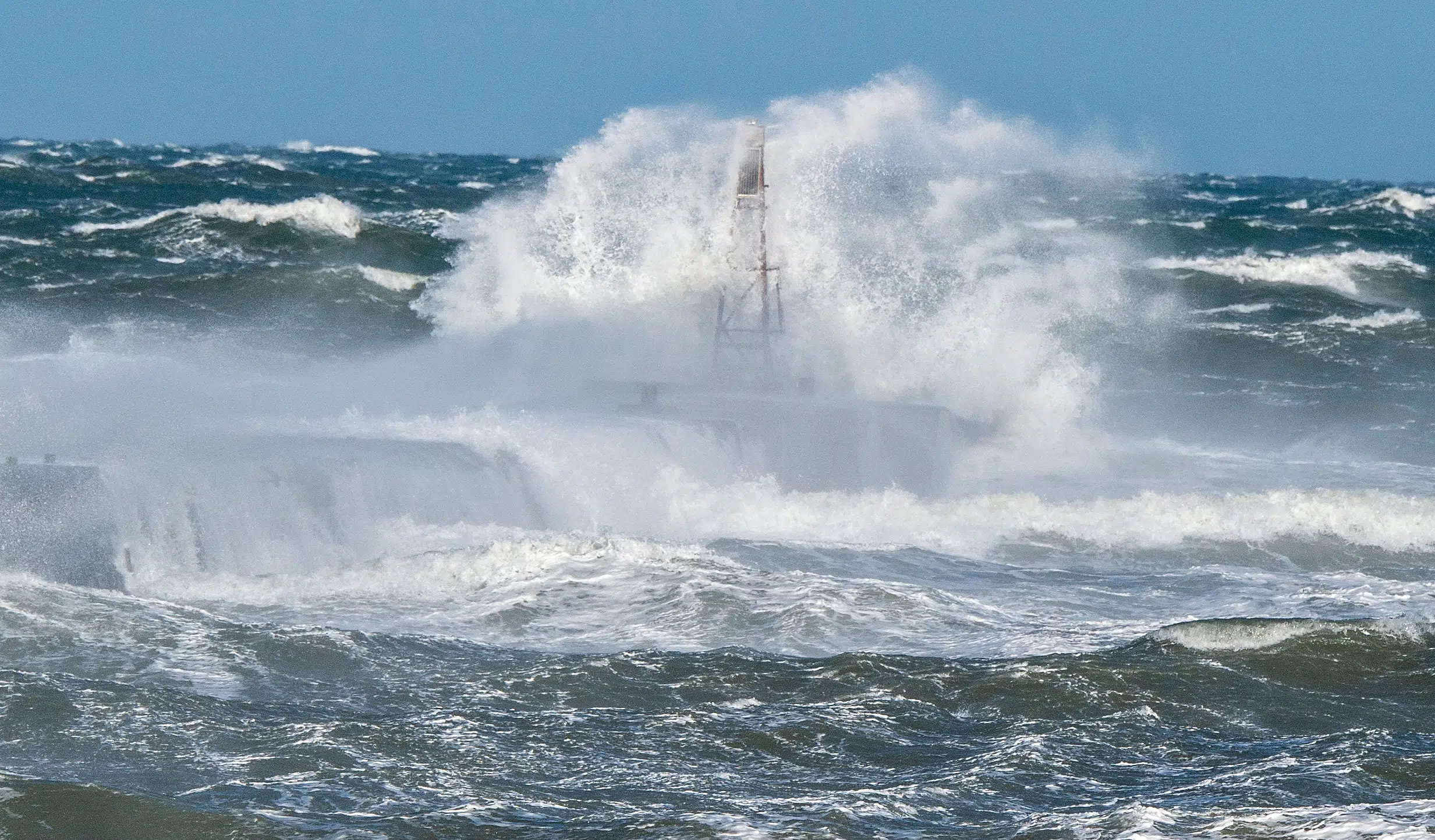 Omfattende redningsaktion i Nordsøen afsluttet. »Den savnede person betragtes nu som afdød«