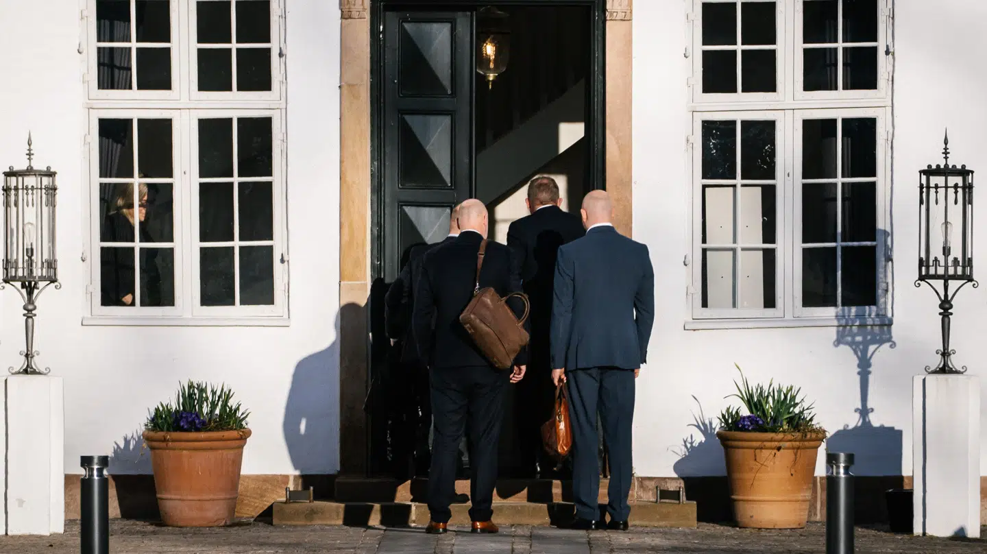 Mette Frederiksen har inviteret til genoptagelse af regeringsforhandlingerne. Det kommer til at foregå mandag eftermiddag på Marienborg samt tirsdag i Statsministeriet. (Arkivfoto).