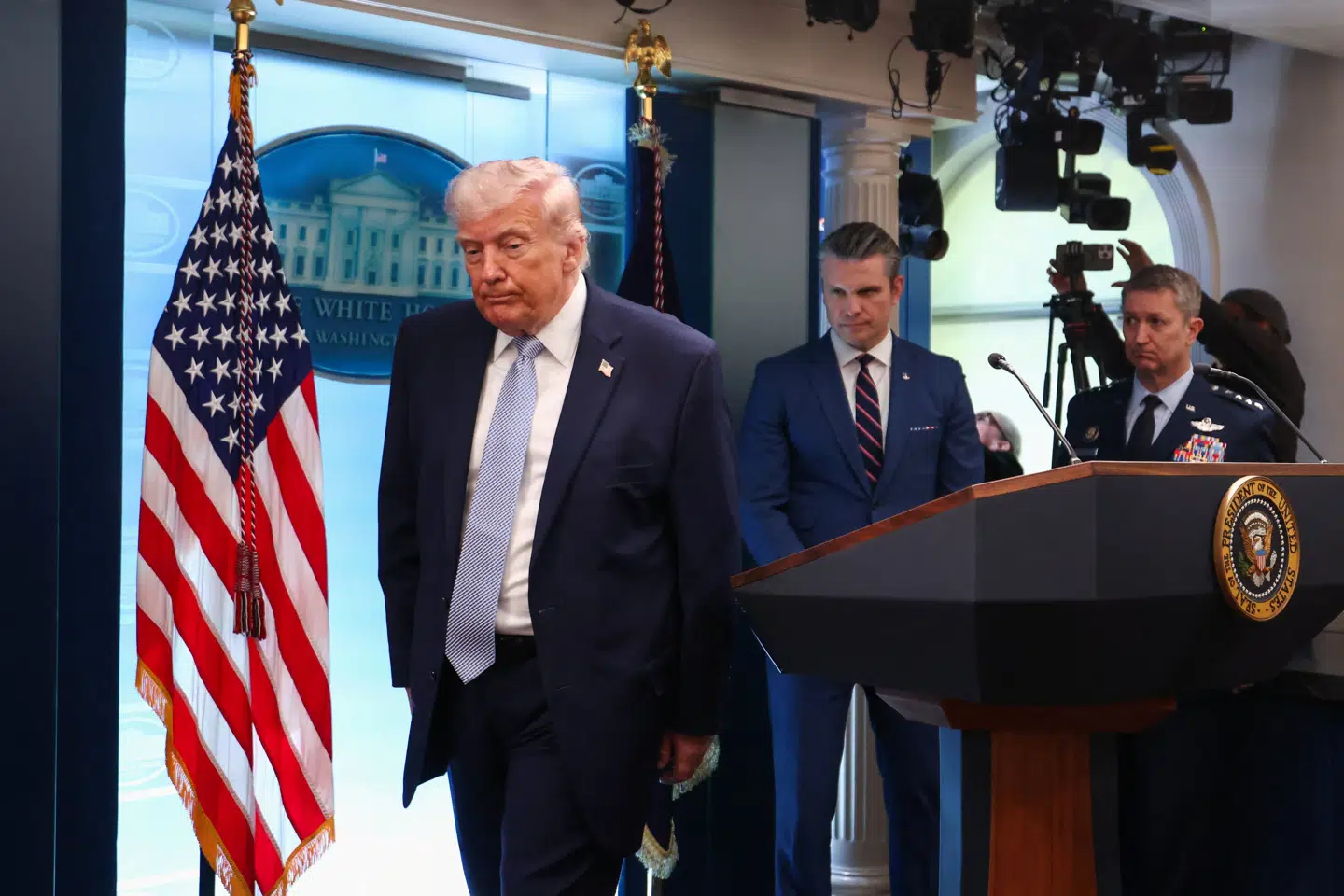 Lige inden den amerikanske præsident, Donald Trump, forlod et pressemøde i Det Hvide Hus, nåede han at nævne Grønland og ønsket om at overtage kontrollen.