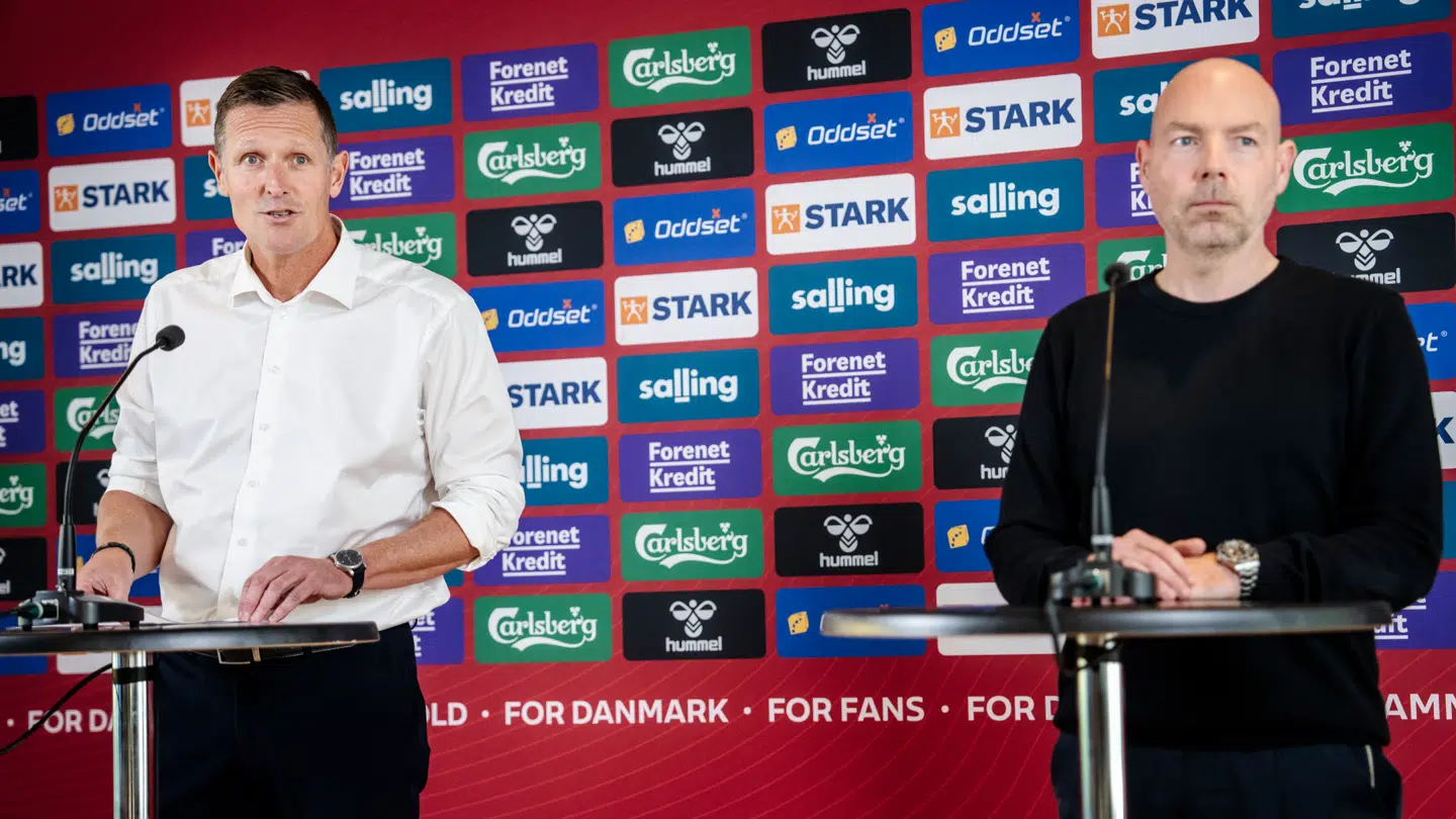 Møller, der har fredet Riemer, blev også selv fredet af DBU-direktør Erik Brøgger Rasmussne.