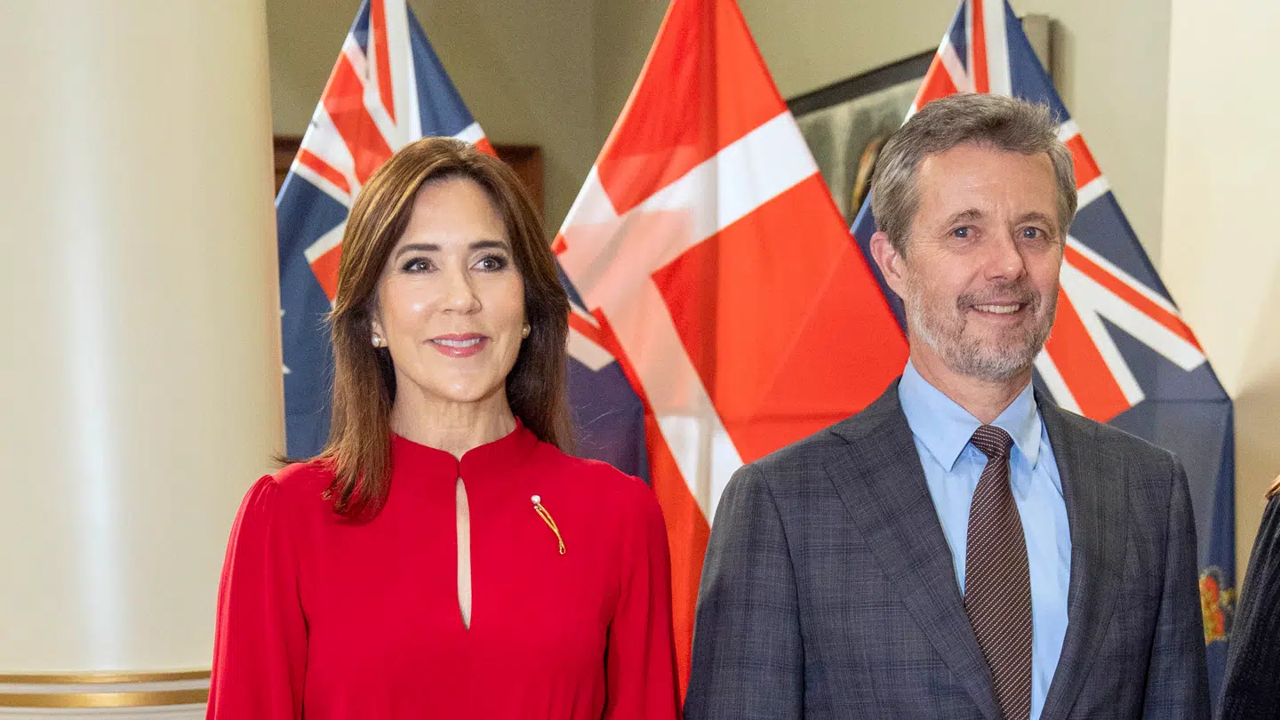 Dronning Marys veninde er ude med riven.