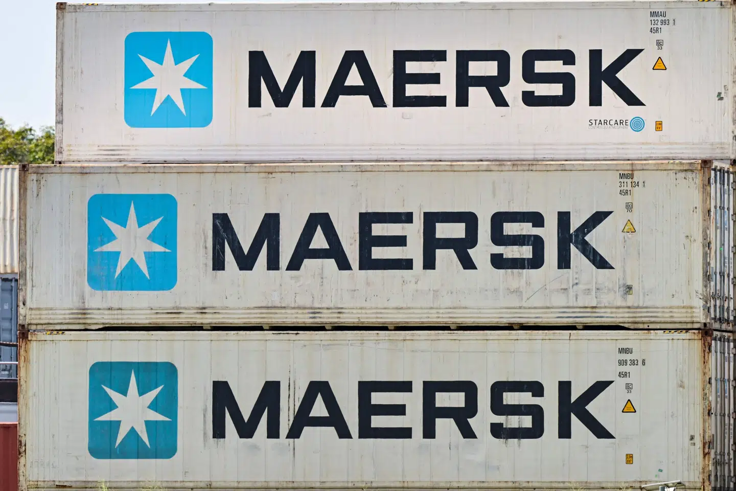 Et containerskib chartret af det danske rederi Mærsk er blevet ramt af et projektil, som har beskadiget skroget, tirsdag. Det skriver ShippingWatch. Besætningen er uskadt. (Arkivfoto).