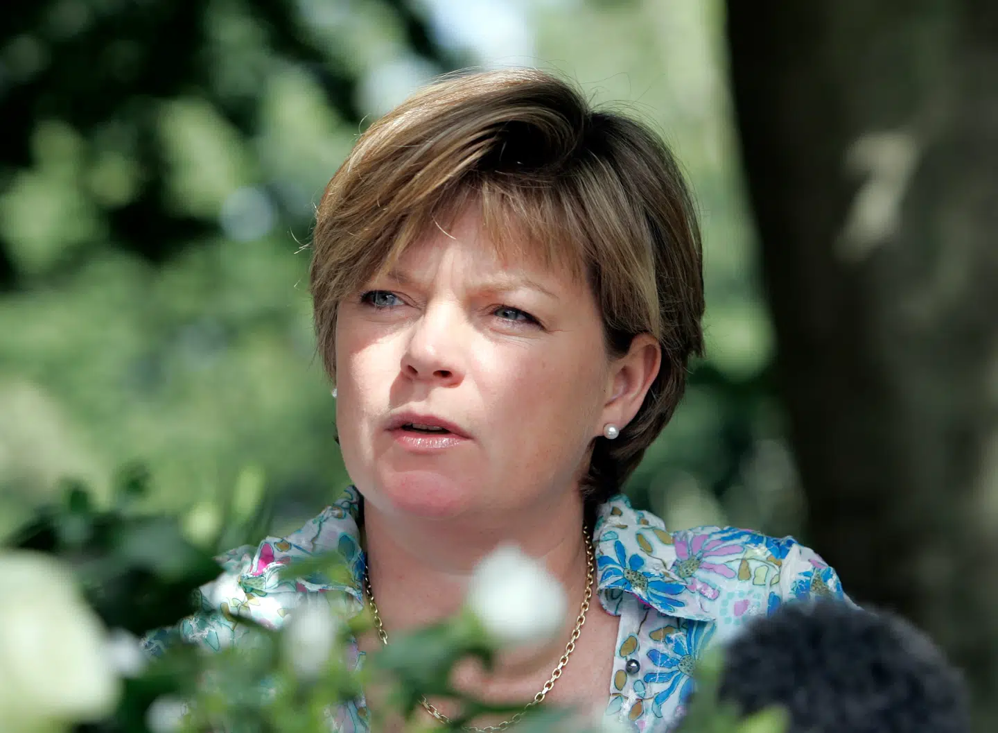 Elisabeth Geday var medlem af Folketinget for de radikale 2005-2007. Efter blot tre måneder som direktør i Dansk Journalistforbund blev hun afskediget - ifølge sin dagbog efter at have ønsket at stoppe udbetaling af kontanter til strejkende journalister.