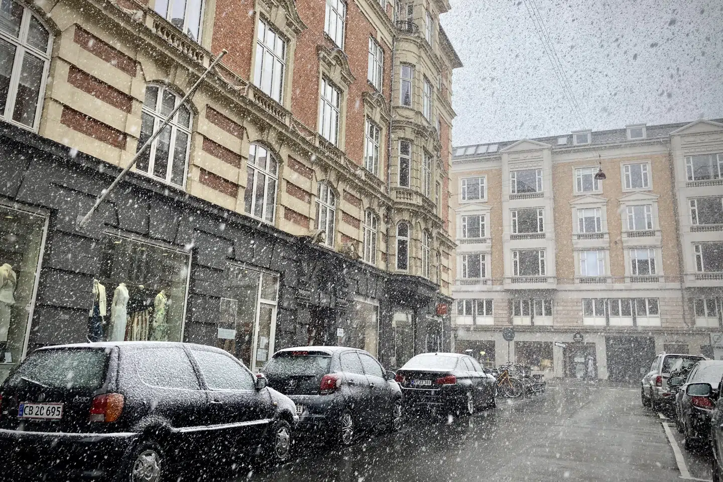 Snevejret kommer ikke til at byde på flere centimeters sne. I stedet vil den de fleste steder smelte og generelt falde som slud. (Arkivfoto).