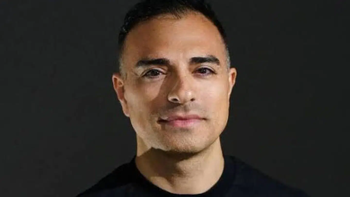 Dansk-Iransk Farzam Abolhosseini er international fodboldkorrespondent.