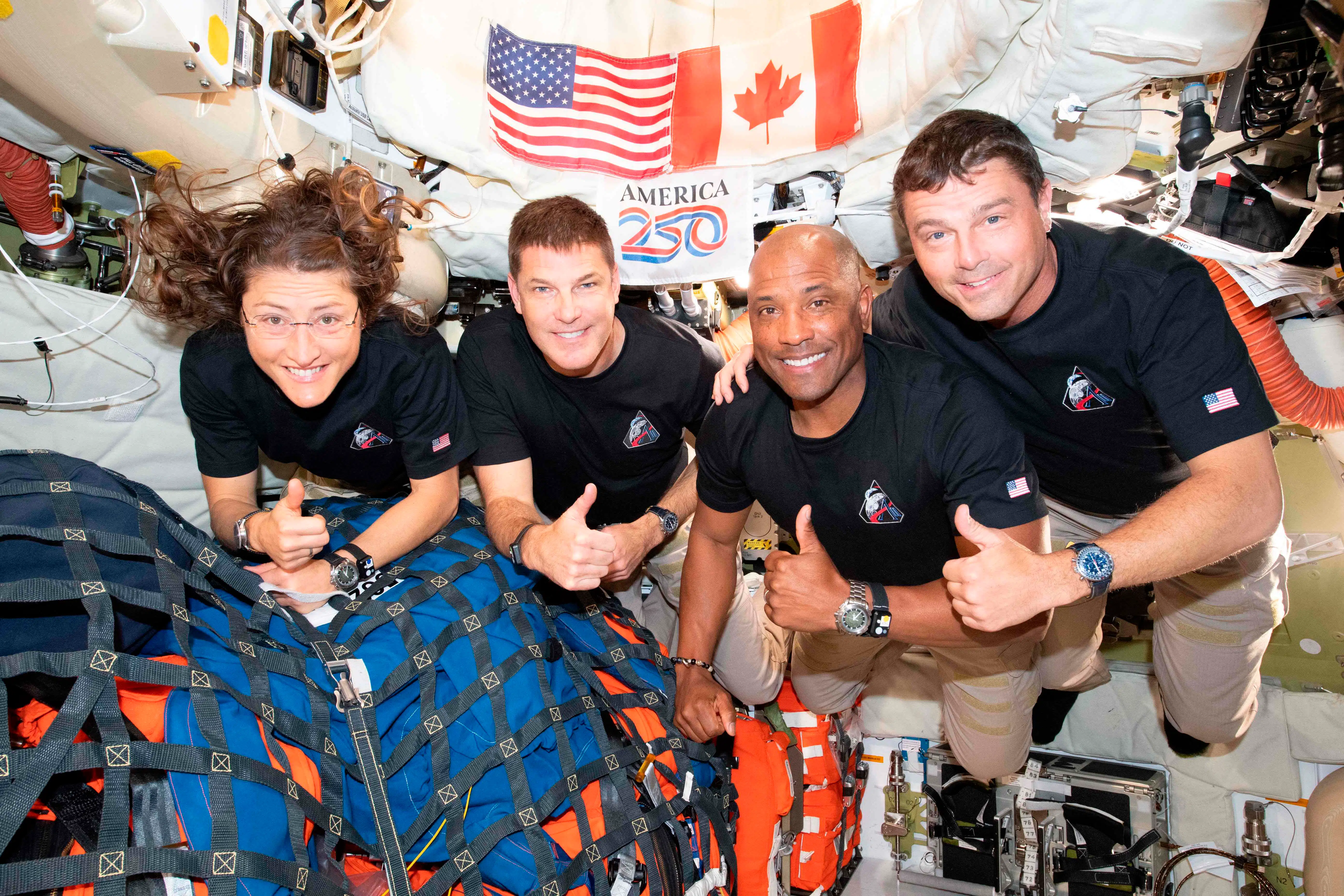 Beslutning om at flyve med astronauter har mødt stor kritik: I nat skal NASAs varmeskjold til eksamen