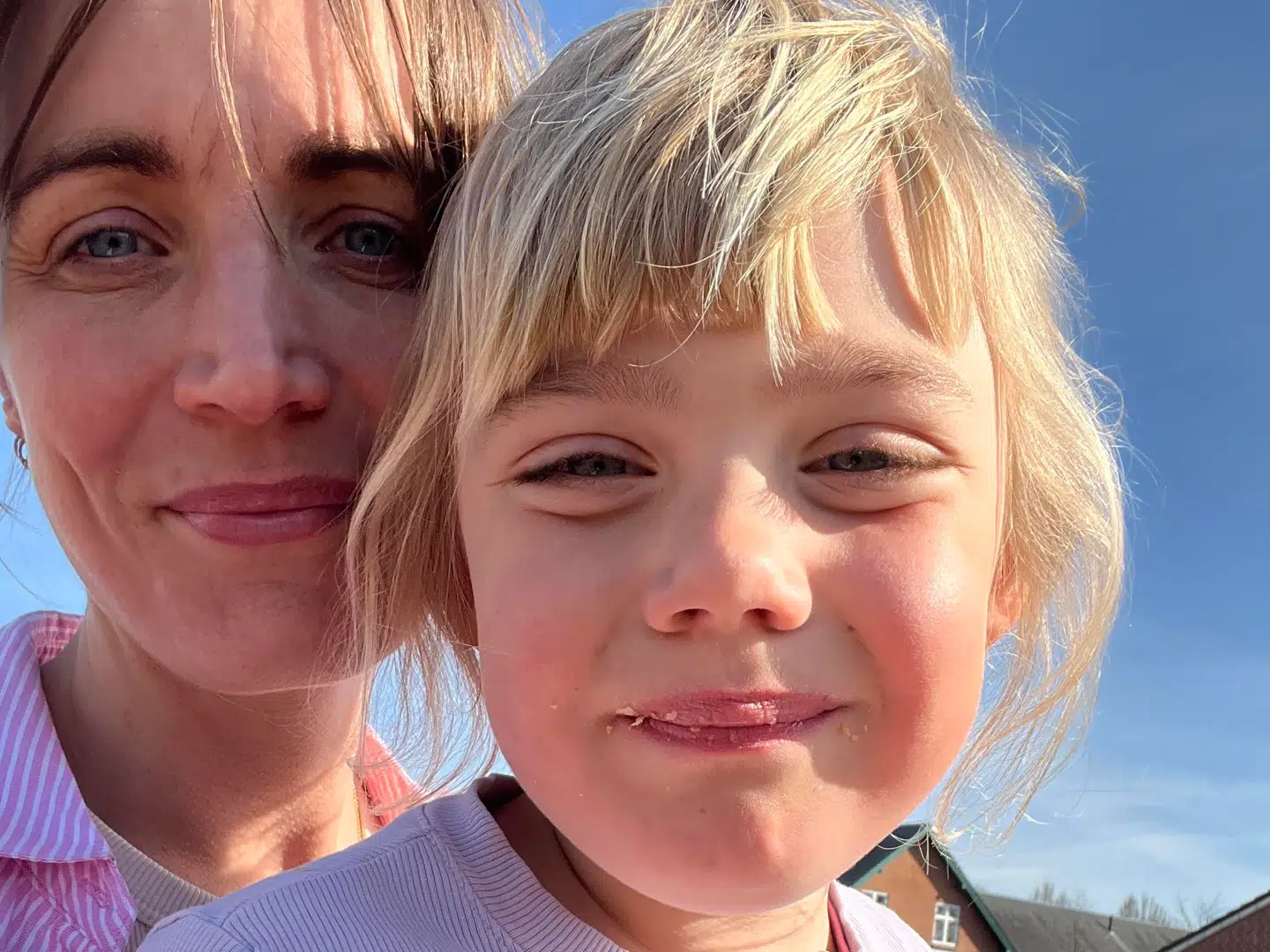 Sara Jeppesen og datteren Karen, der lever med cerebral parese. Privatfoto