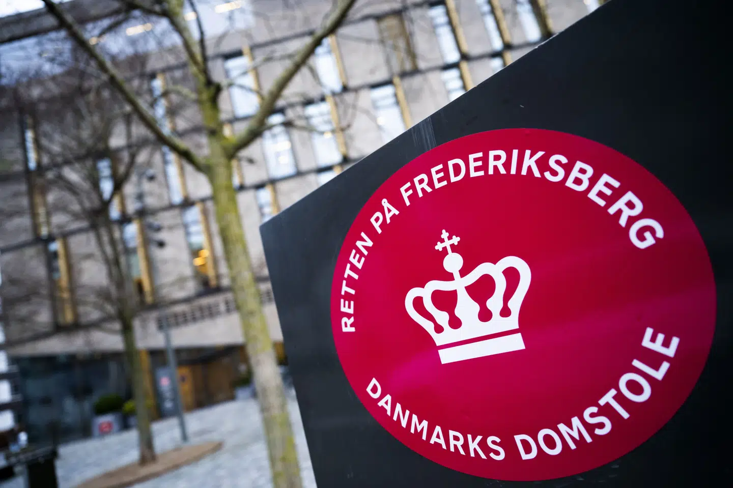 I Retten på Frederiksberg vil Københavns Politi være til stede under den resterende del af retssagen om drabet på en 17-årig dreng. Det sker, efter at der torsdag var tumult i retten. (Arkivfoto).