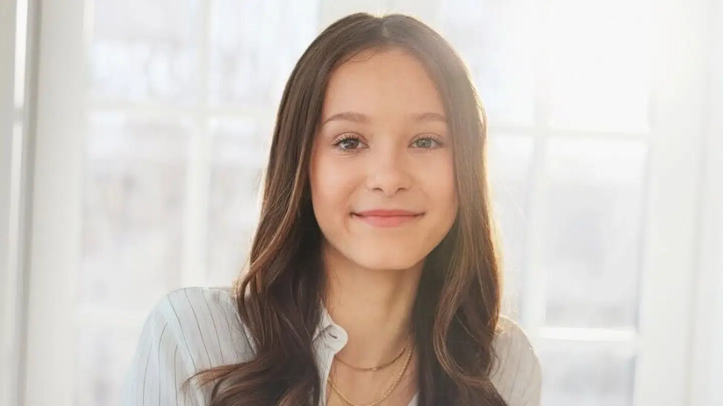 Det er den tidligere minister – og nuværende præst – Esben Lunde Larsen, der skal konfirmere komtessen.