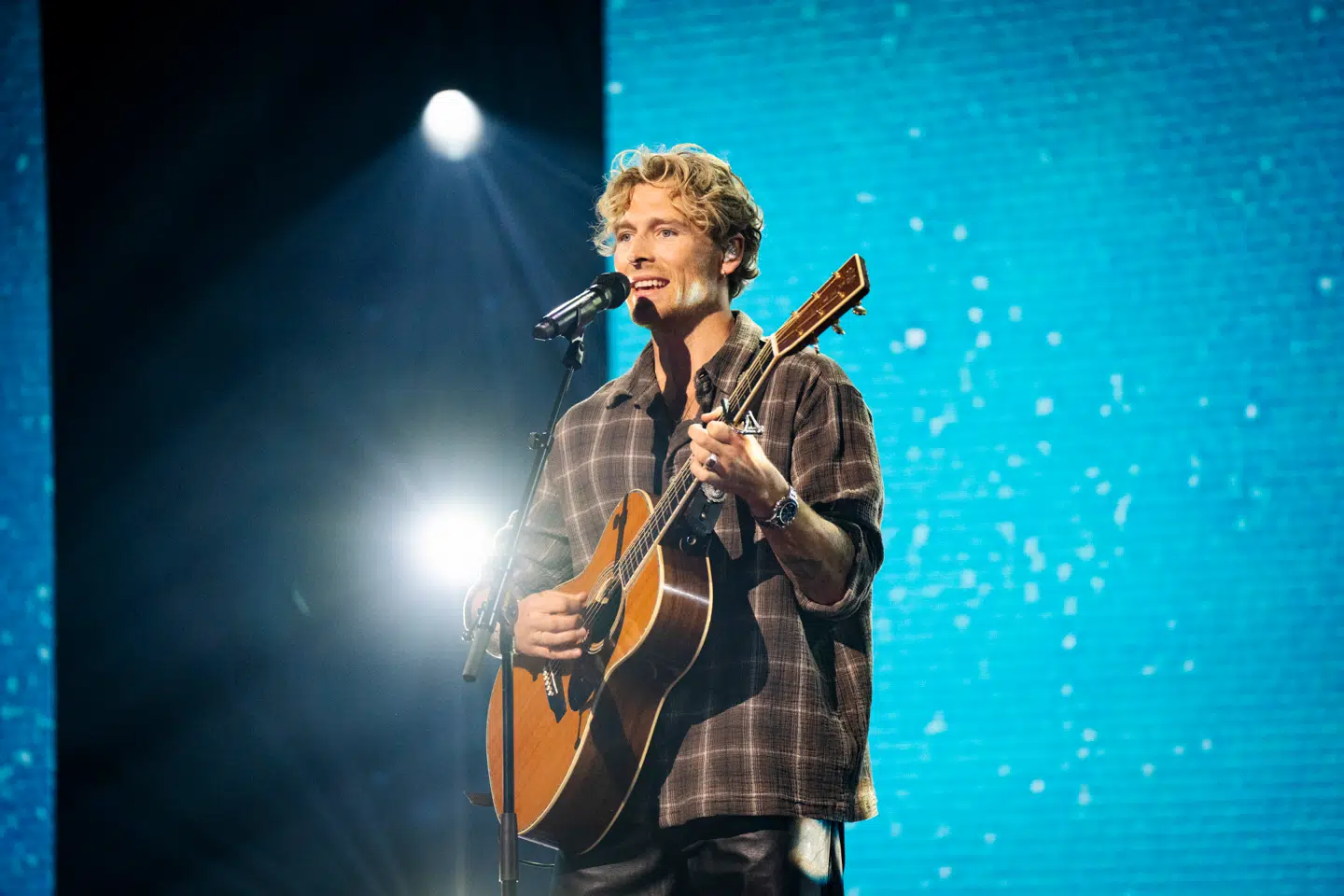 Christopher optræder under generalprøven ved finalen i X Factor 2026 i SJF Bank Arena i Odense fredag den 10. april 2026. (Foto: Sebastian Elias Uth/Ritzau Scanpix)