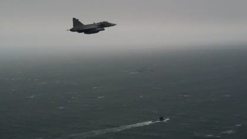 Russisk ubåd spottet i Kattegat: Følges af svensk kampfly