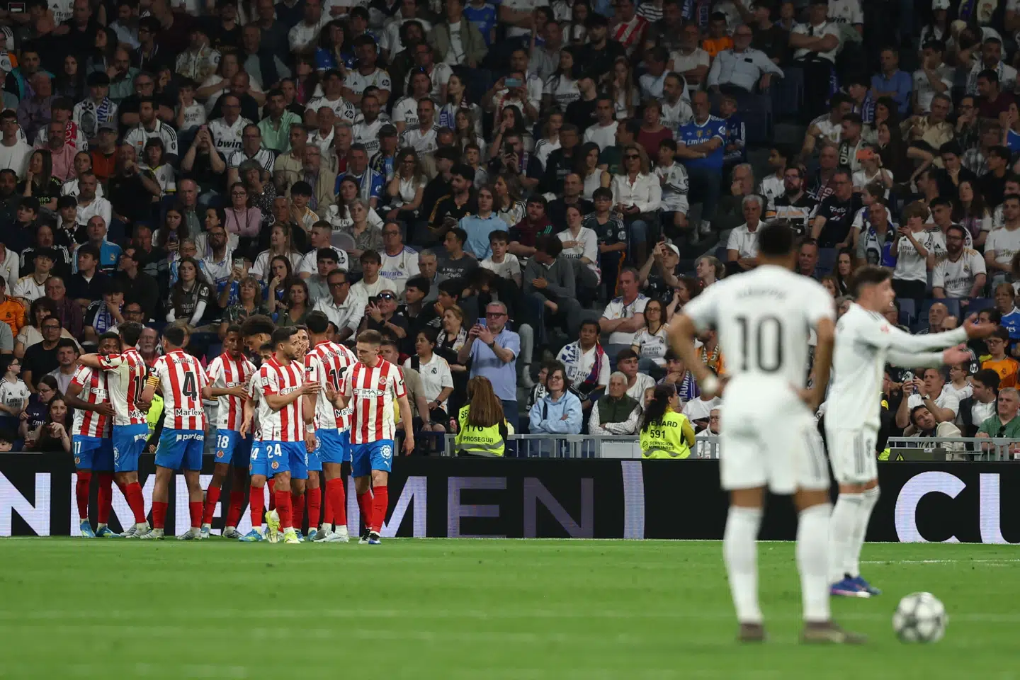 Girona kunne fejre 1-1-udligningen, mens Real Madrid-spillerne slog ud med armene.