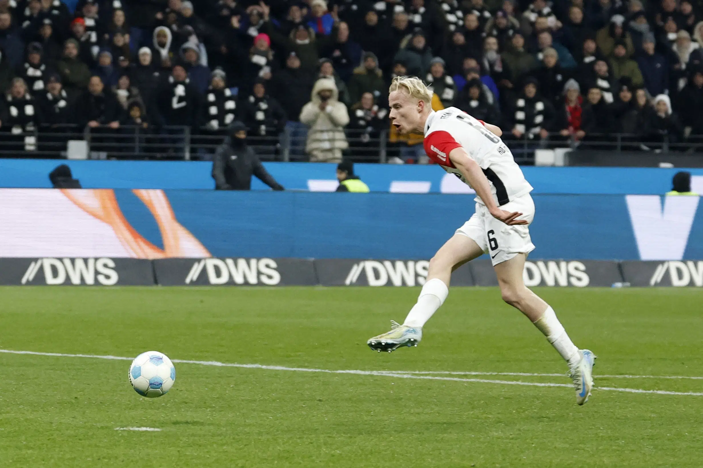 Højlund gør ondt værre for Wolfsburg med sjælden træffer