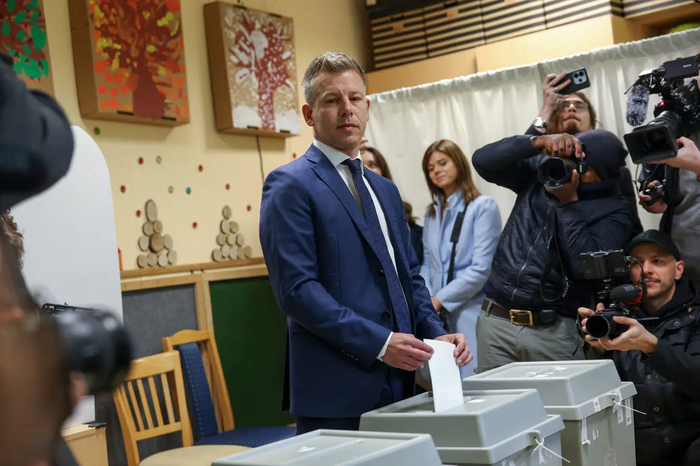 Peter Magyar, der er leder af det ungarske oppositionsparti Tisza, har søndag afgivet sin stemme til parlamentsvalget. Han siger, at hans parti vil vinde valget.