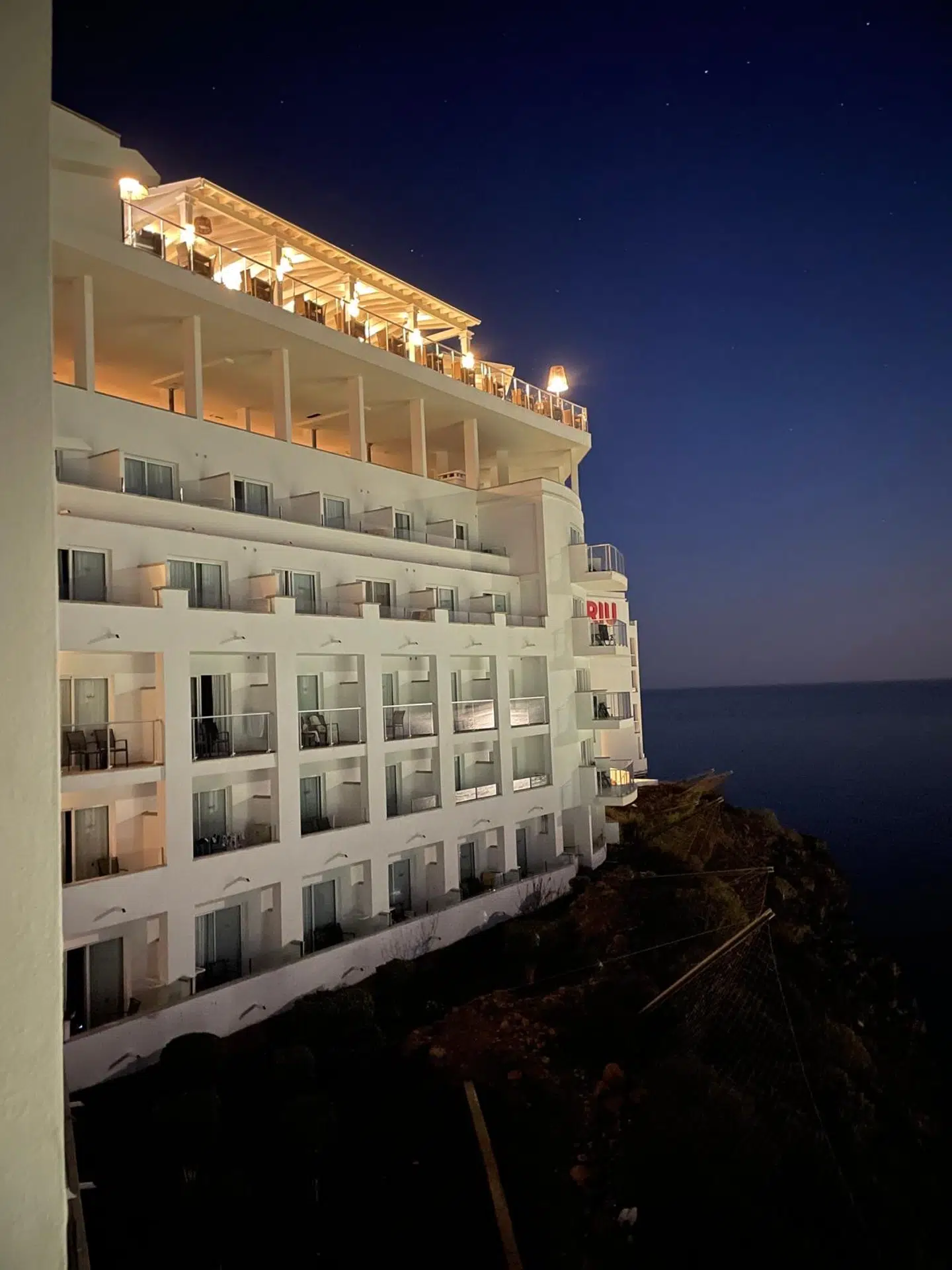 Her ses restauranten øverst på Riu Vistamar.