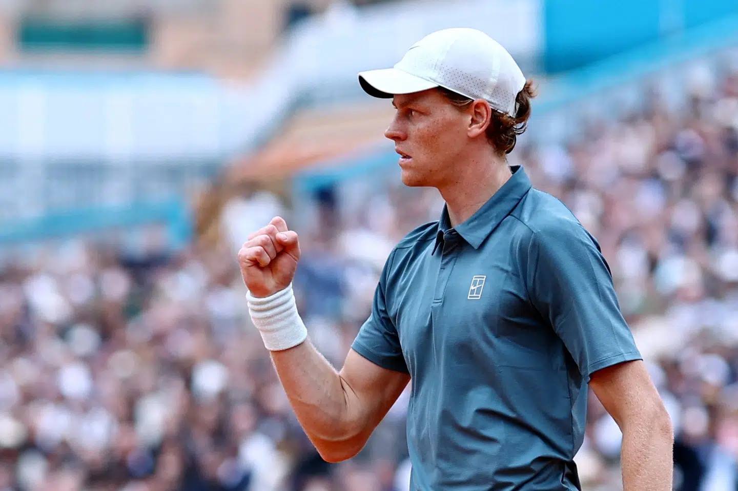 Jannik Sinner slog Carlos Alcaraz i to sæt.