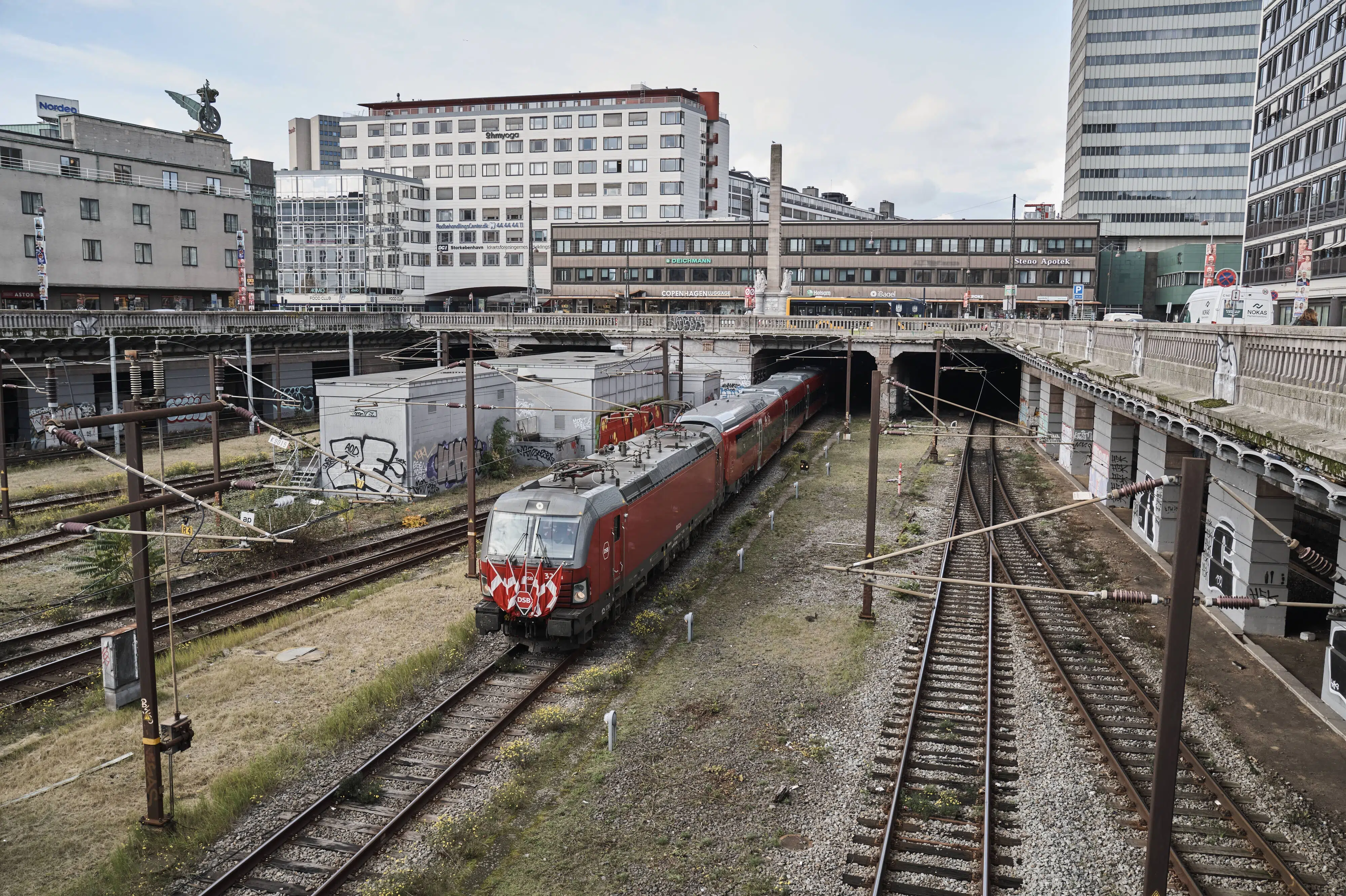 Alle eltog øst for Odense er indstillet