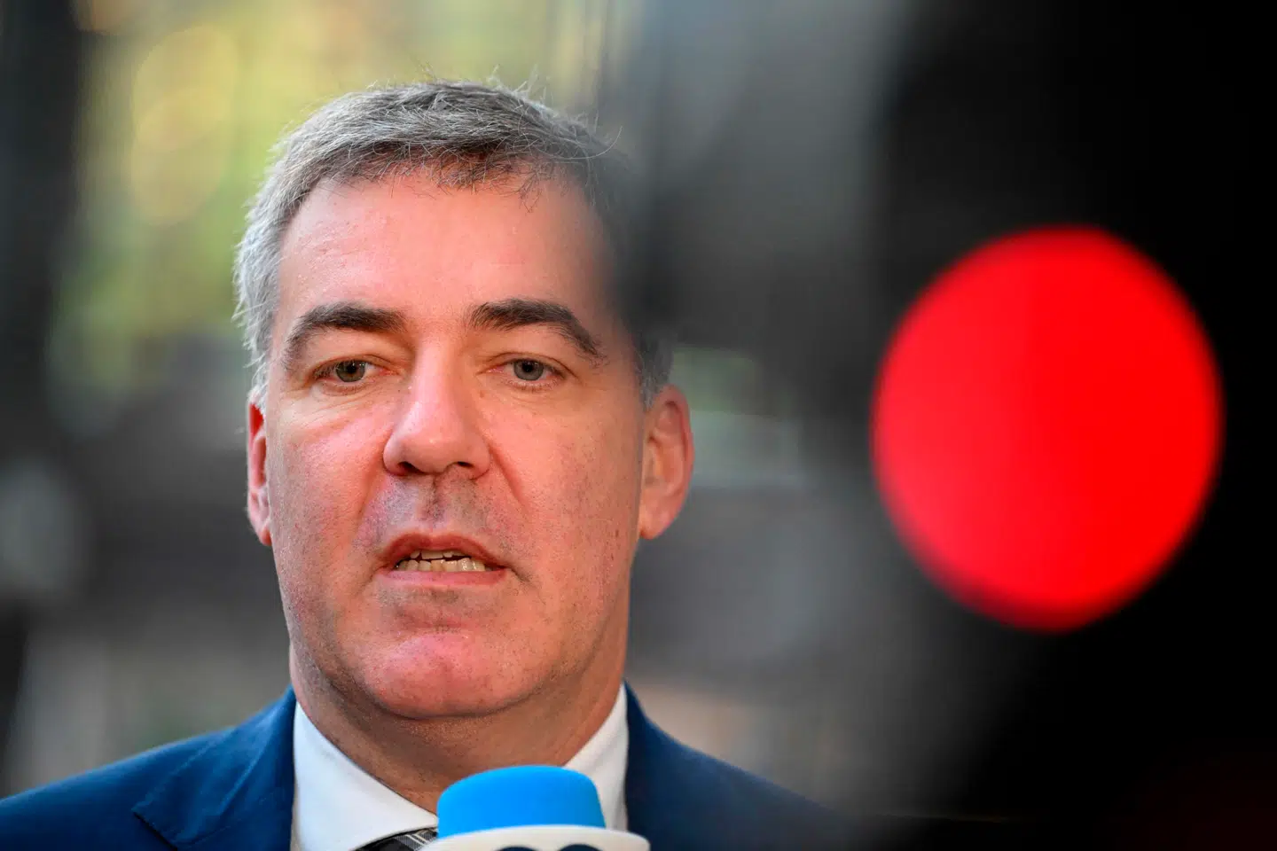 Fungerende klima-, energi- og forsyningsminister Lars Aagaard (M) er den seneste minister, som ikke har spurgt nok ind til, hvad der foregår i statsmonopolet Energinet. Nu har elnettet ramt muren.