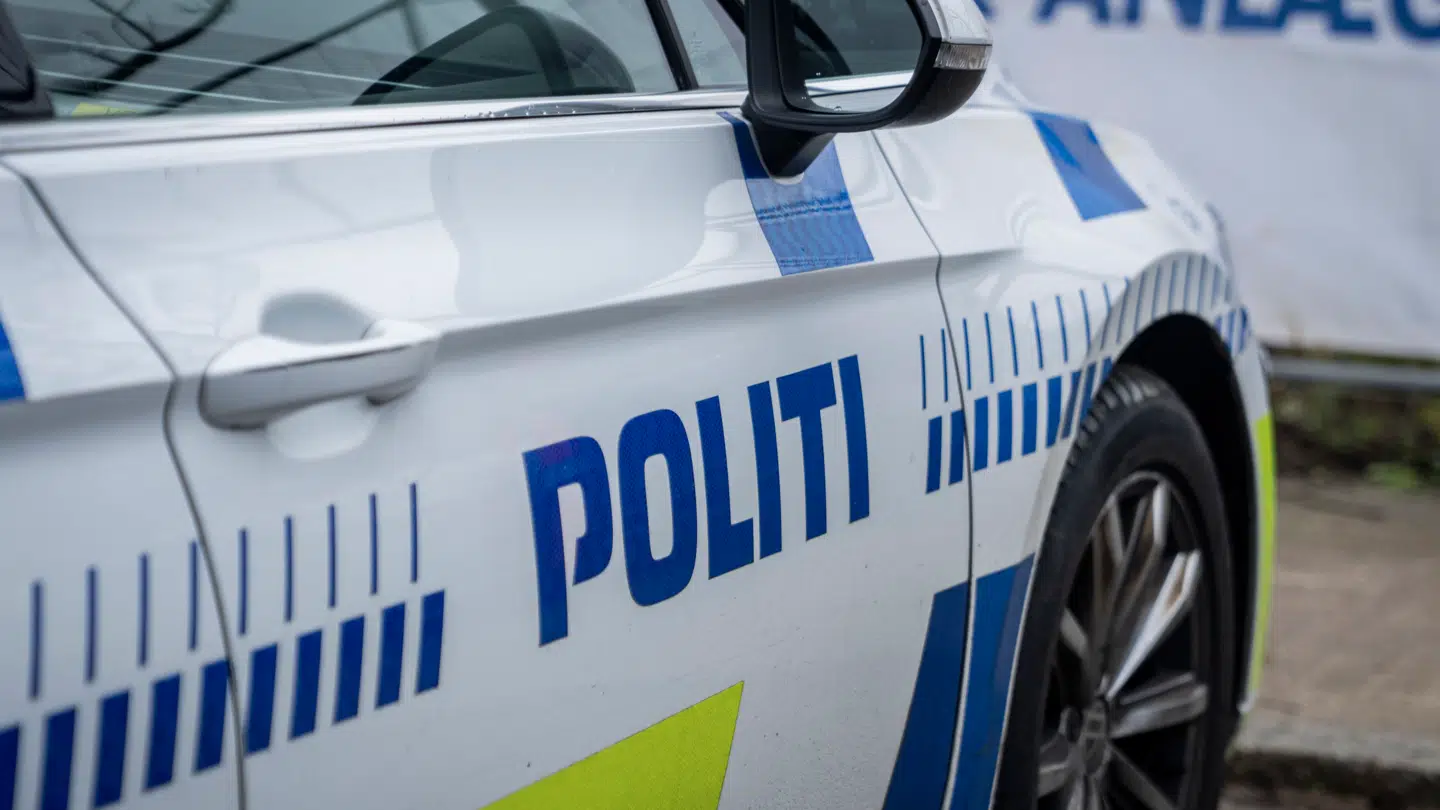 To kvinder er sigtet for medvirken til drabsforsøg samt besiddelse og overdragelse af en håndgranat efter eksplosionen på Amager mandag.