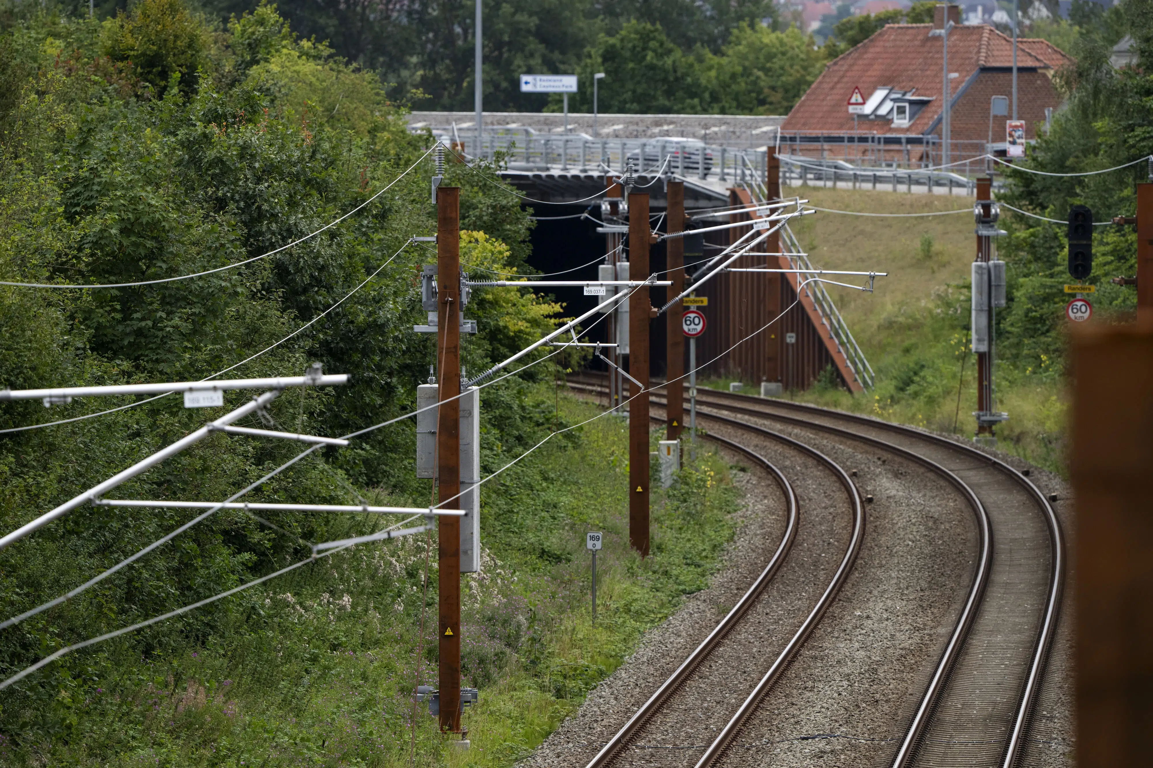 Togproblemer bør ifølge ekspert føre til undersøgelse af kørestrømsophæng