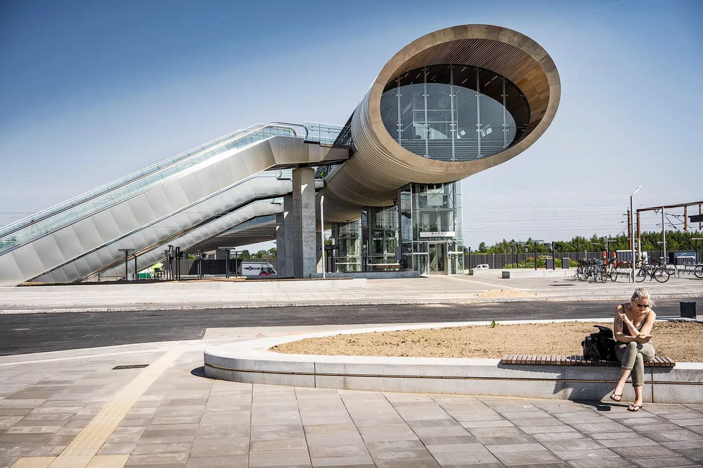 DSB arbejder målrettet på at forbedre punktligheden på strækningen Køge Nord–København gennem bedre planlægning, mere robust materiel og tættere samarbejde med Banedanmark, skriver informationschef Tony Bispeskov.