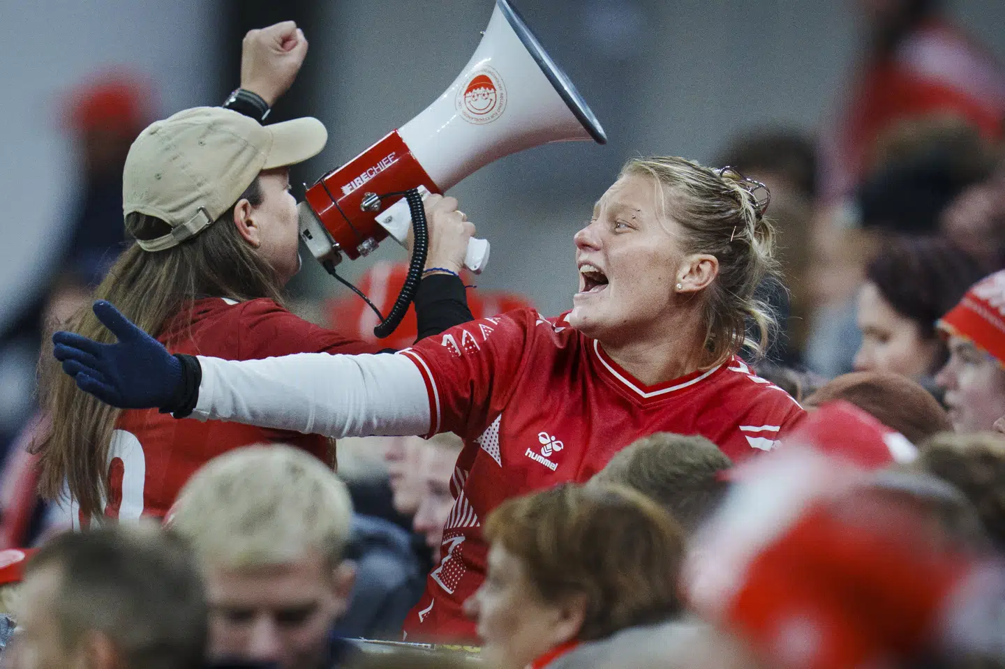 Danske fans under landskampen mellem Danmark og Finland i Parken i oktober 2025. (Arkivfoto).