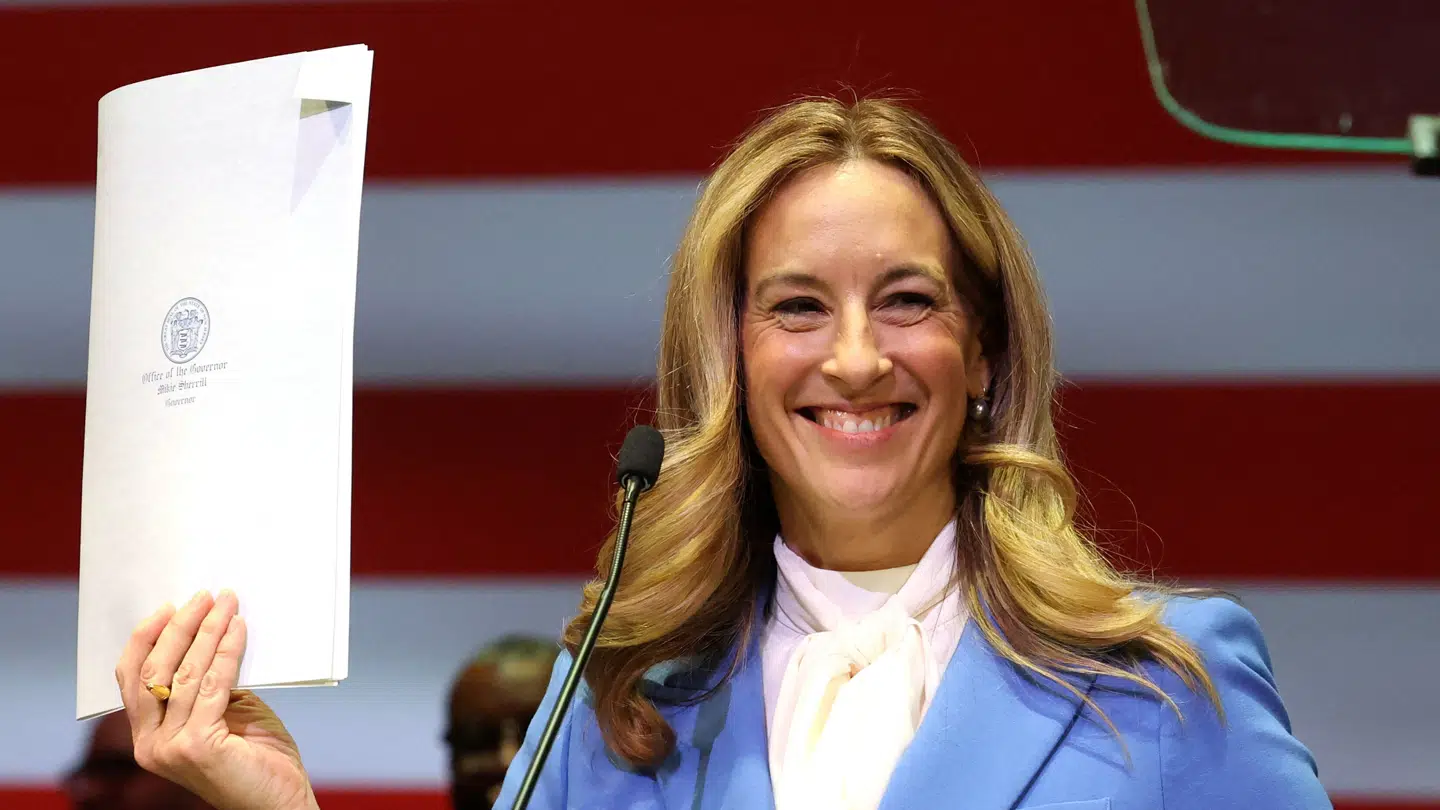 New Jersey guvernør Mikie Sherrill stiller nu skarpt mod FIFA.