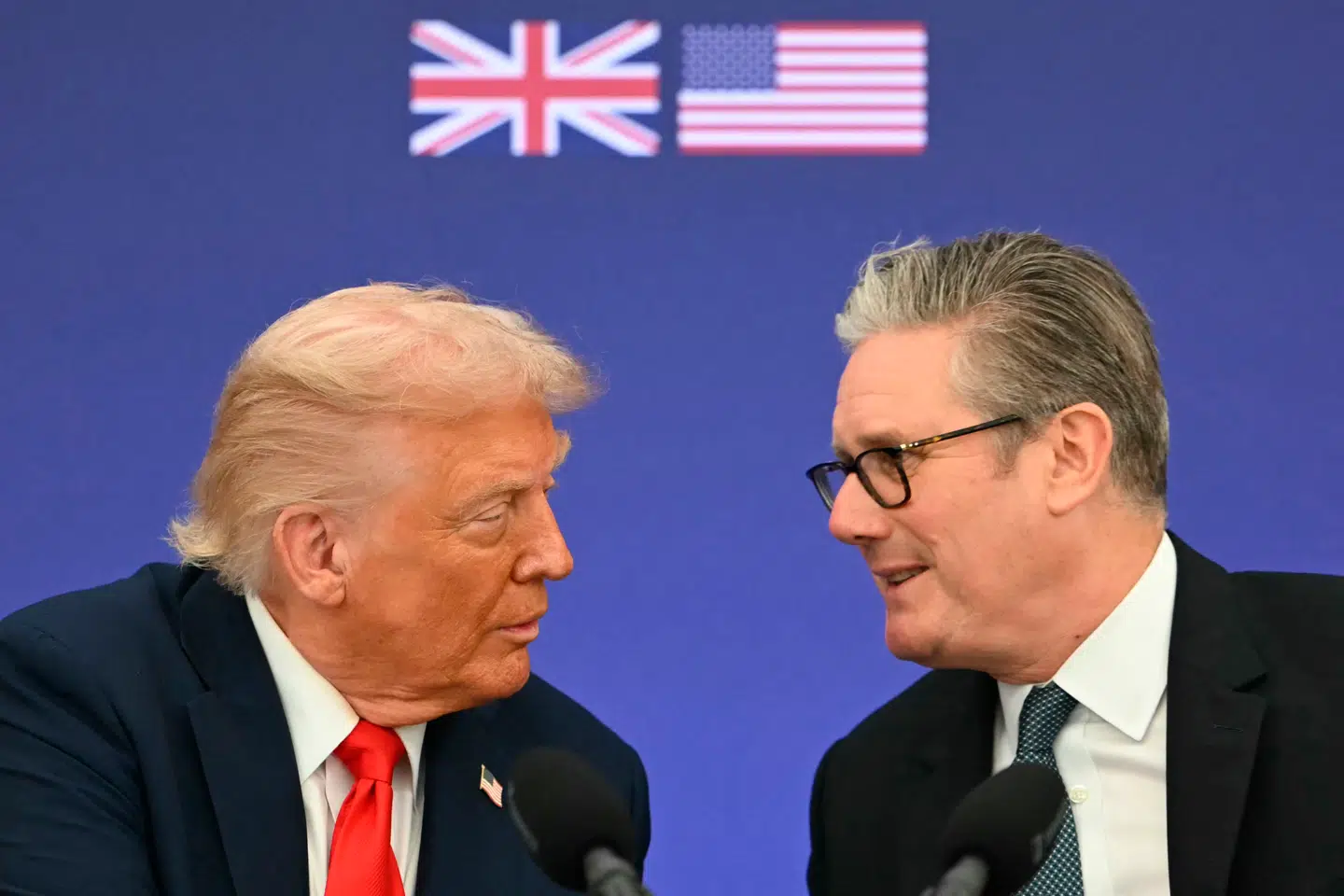 Den britiske premierminister Keir Starmer er røget i Donald Trumps sorte bog, fordi han ikke har bakket op om krigen mod Iran. Nu truer Trump med store konsekvenser.