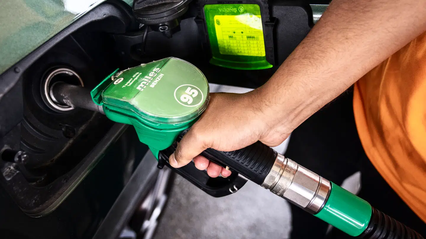 Der er ikke politisk flertal for lavere afgifter og moms på benzin og diesel.