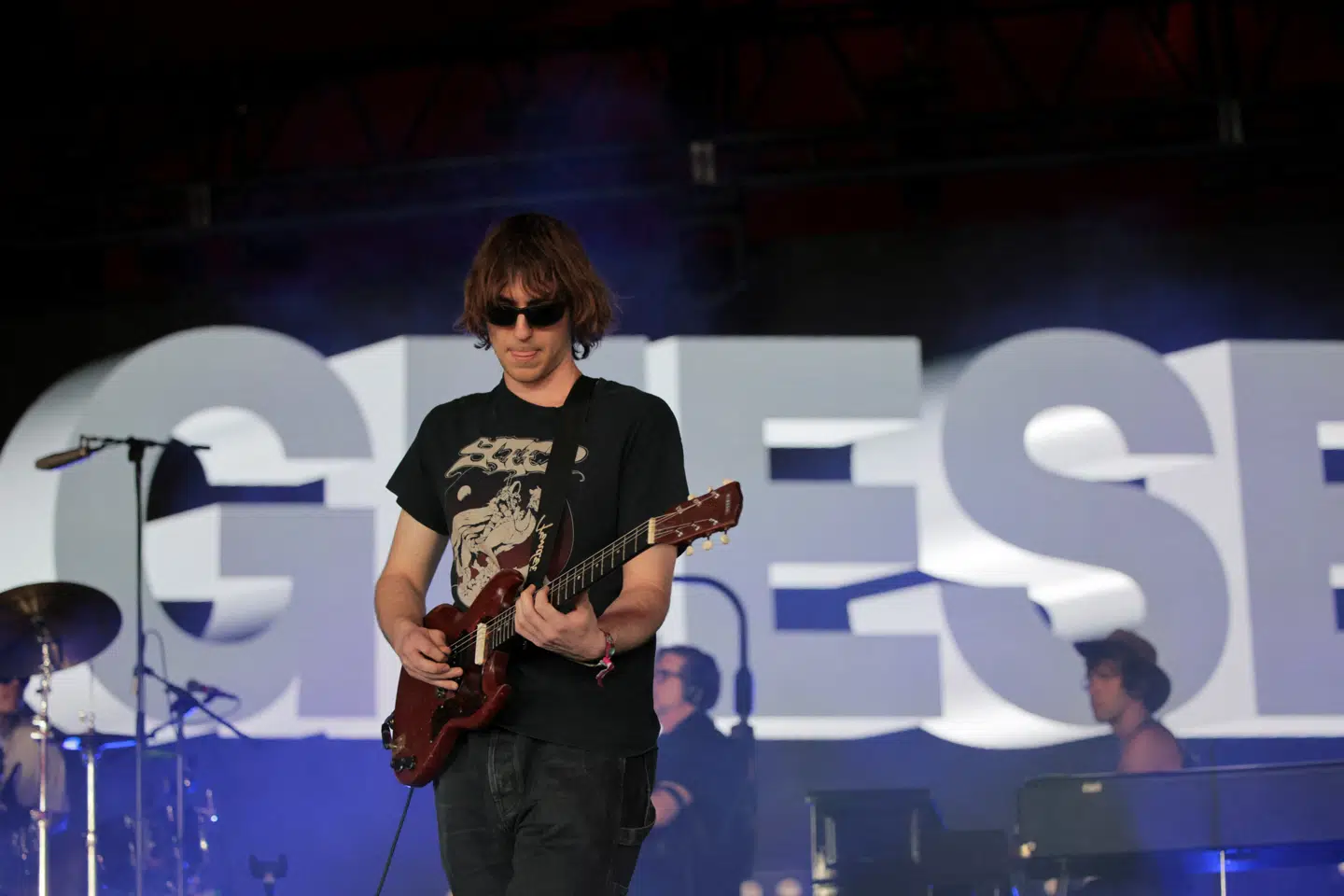 På ganske få måneder er det amerikanske rockband Geese vokset enormt i popularitet. Så sent som i forrige uge spillede bandet sin første koncert på en af verdens mest omtalte musikfestivaler Coachella.