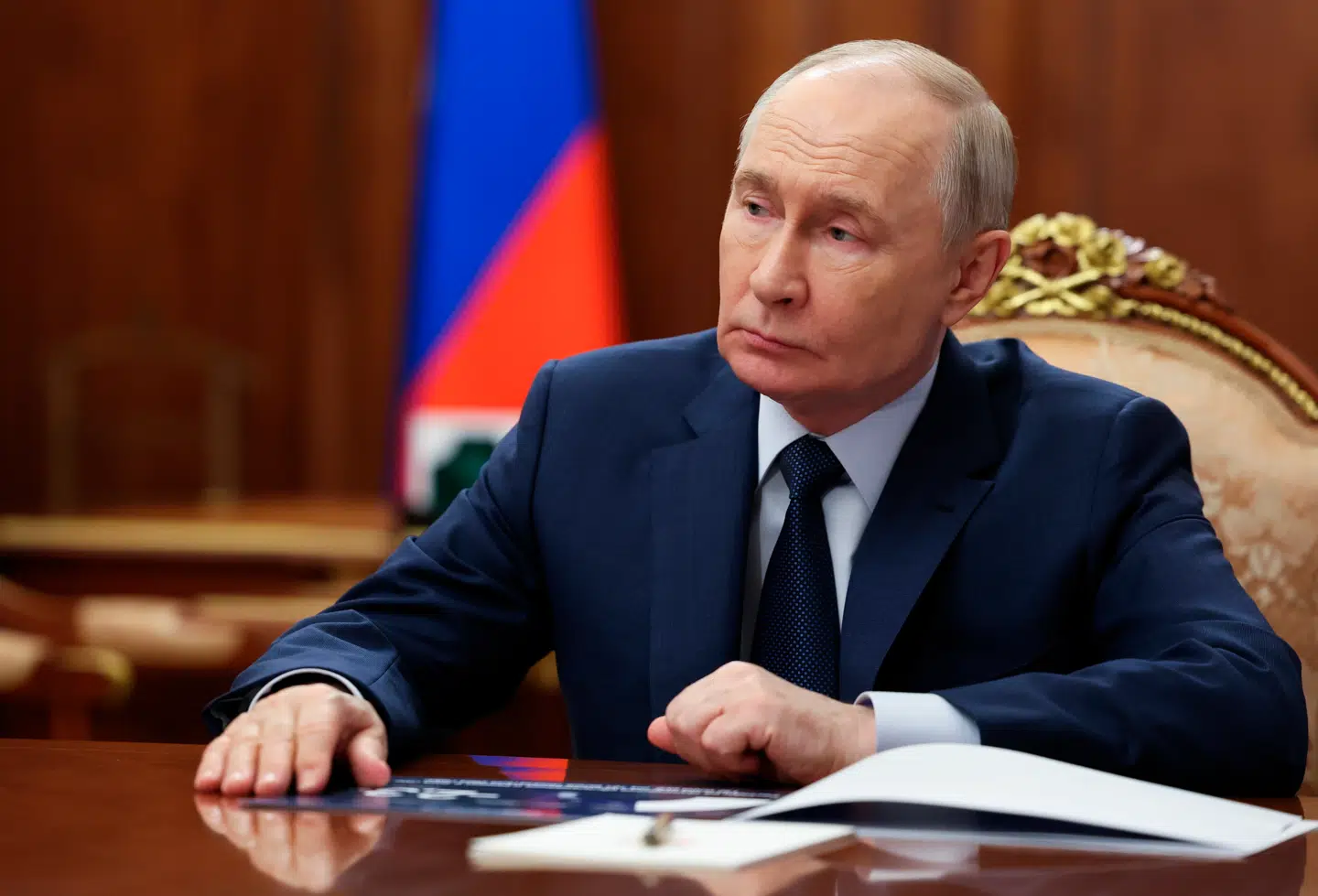 En lækket rapport afslører forhold dybt inde omkring den russiske præsident, og hvis rapporten taler sandt, lader Vladimir Putin til at være under pres.