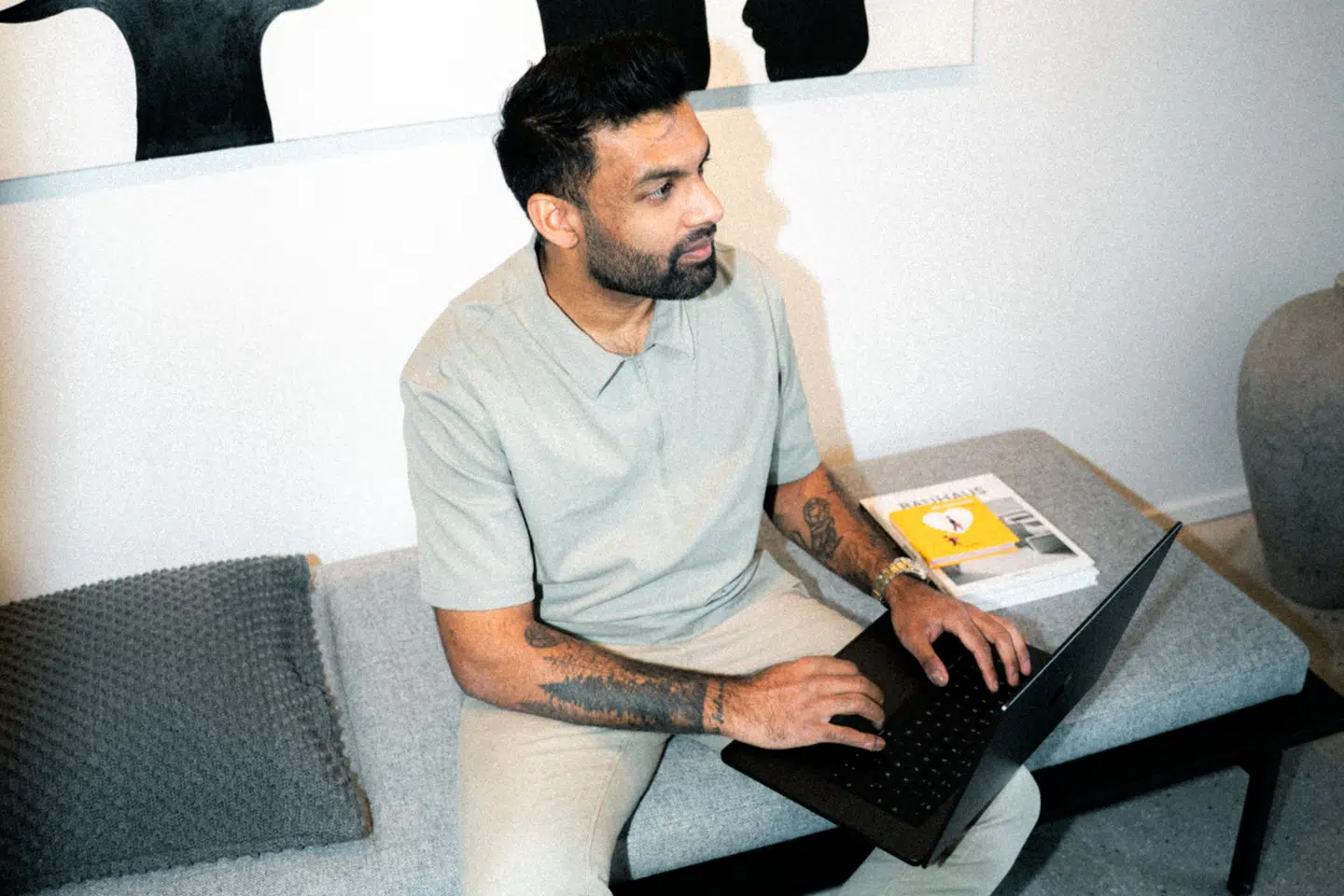 Det begyndte som en hobby, men endte som en forretning. I dag er 30-årige Kiranan Luxmy blevet anerkendt på Forbes' prestigefyldte liste.