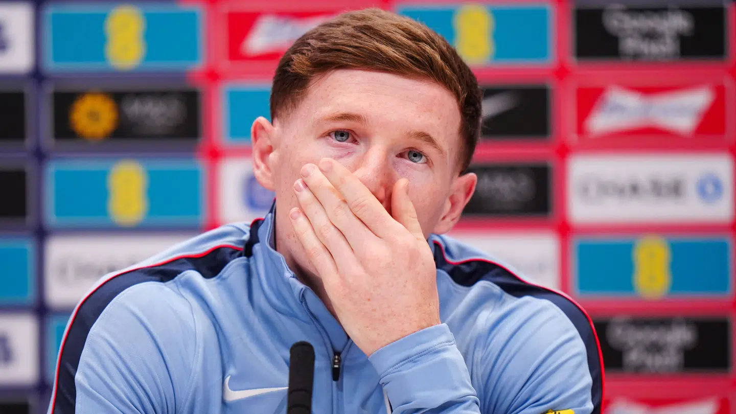 Elliot Anderson har mistet sin mor.